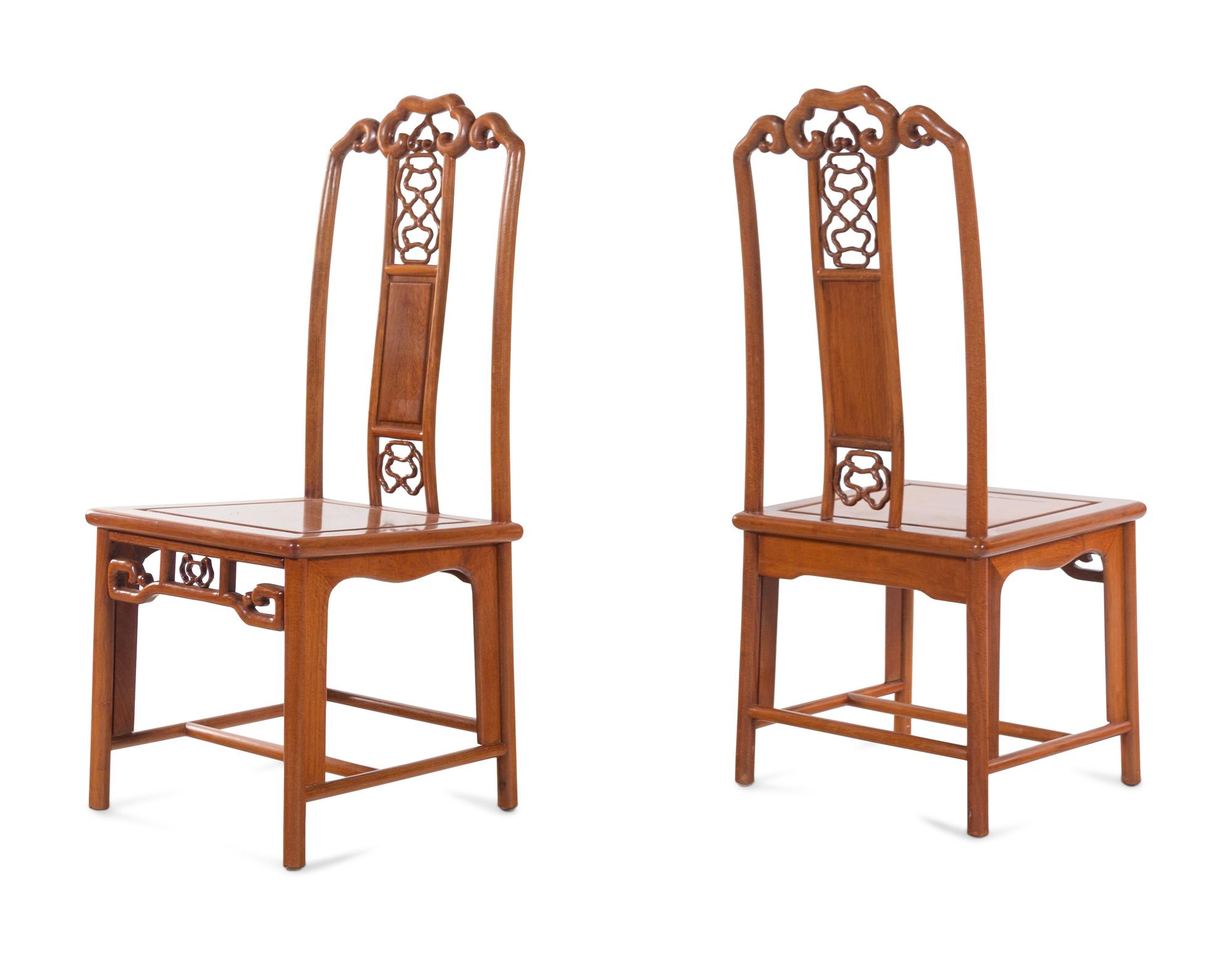 A Set of Chinese Huali Dining Table and Chairs