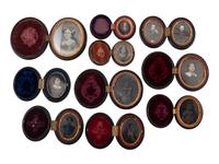 [EARLY PHOTOGRAPHY]. 20 assorted oval Union cases.