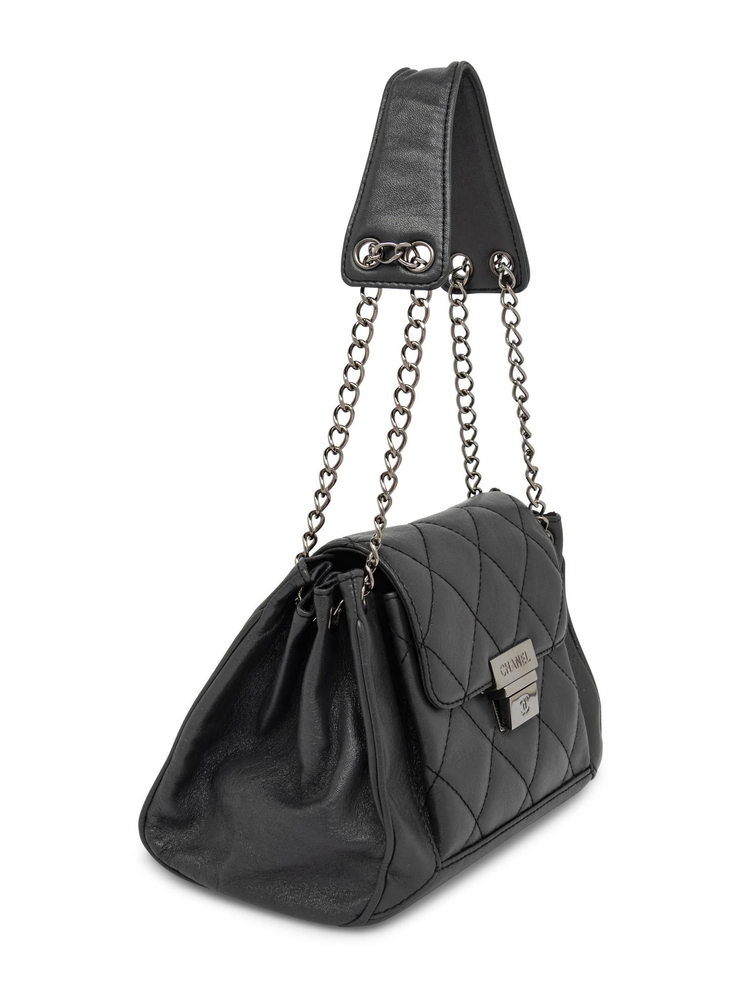 CHANEL, ACCORDION PUSH-LOCK FLAP BAG