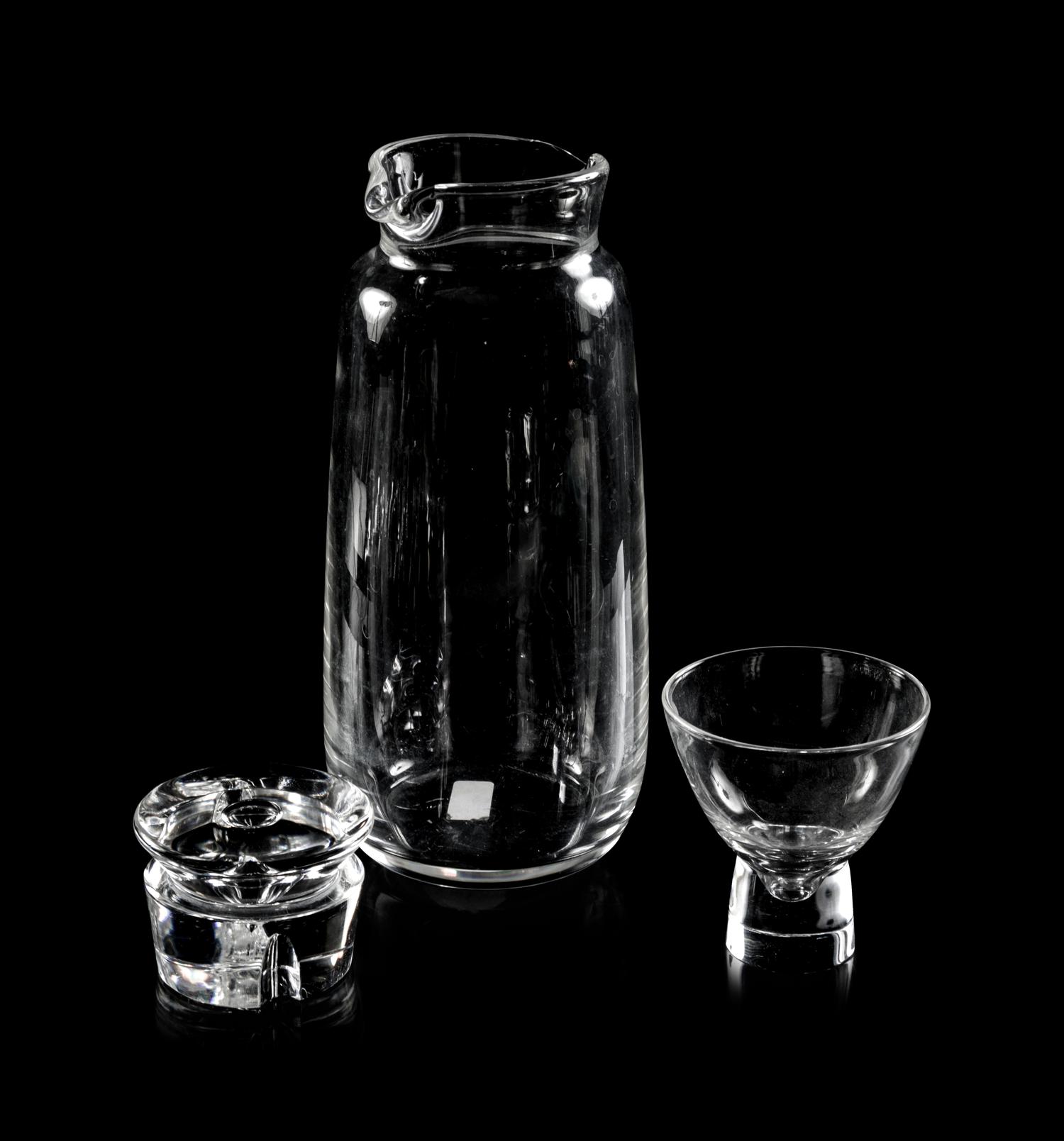 A Nine-Piece Steuben 'Teardrop' Cocktail Set