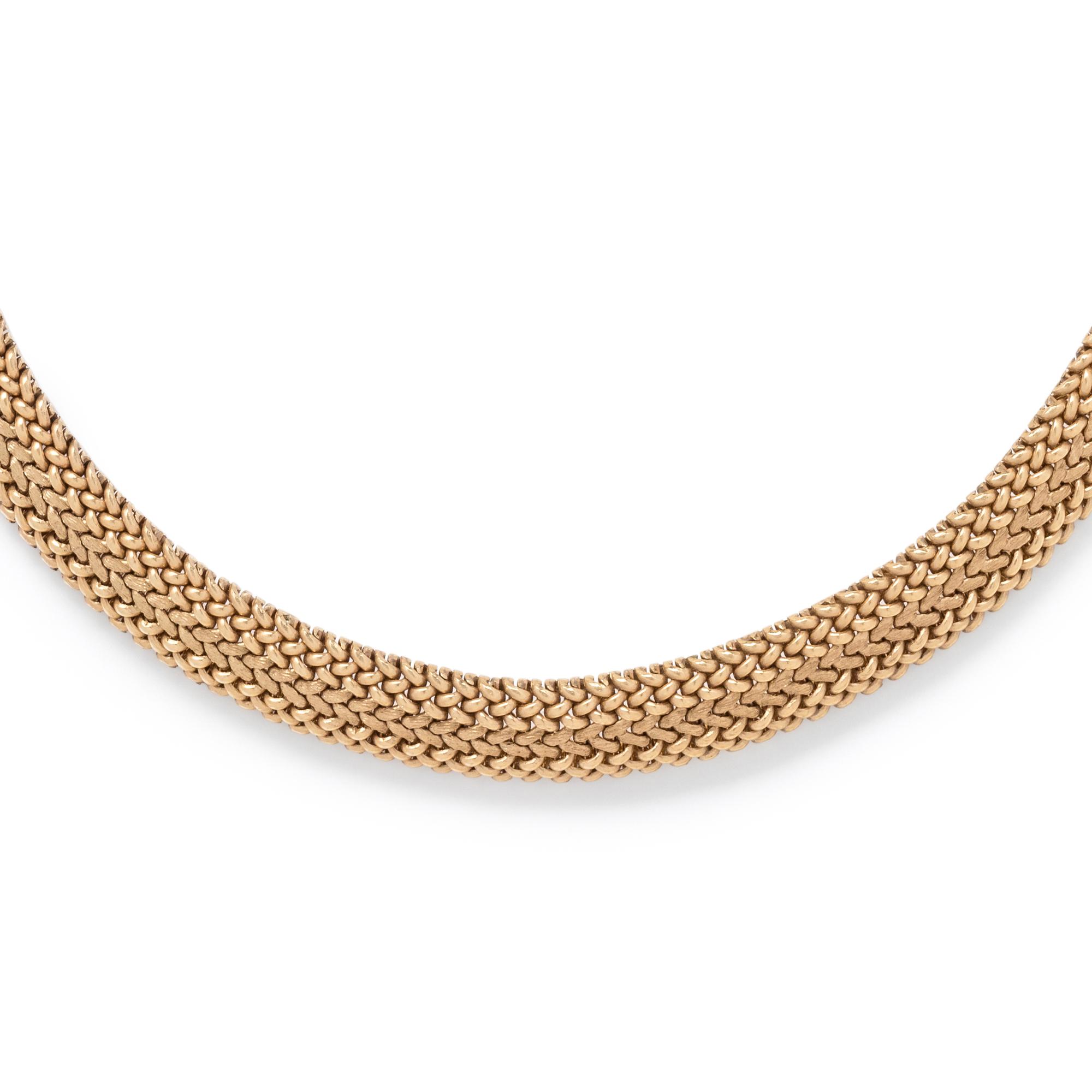 YELLOW GOLD NECKLACE