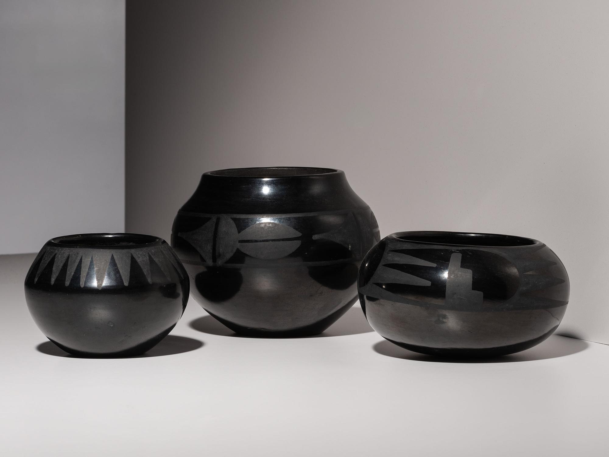 Blackware Pottery 1925-1943