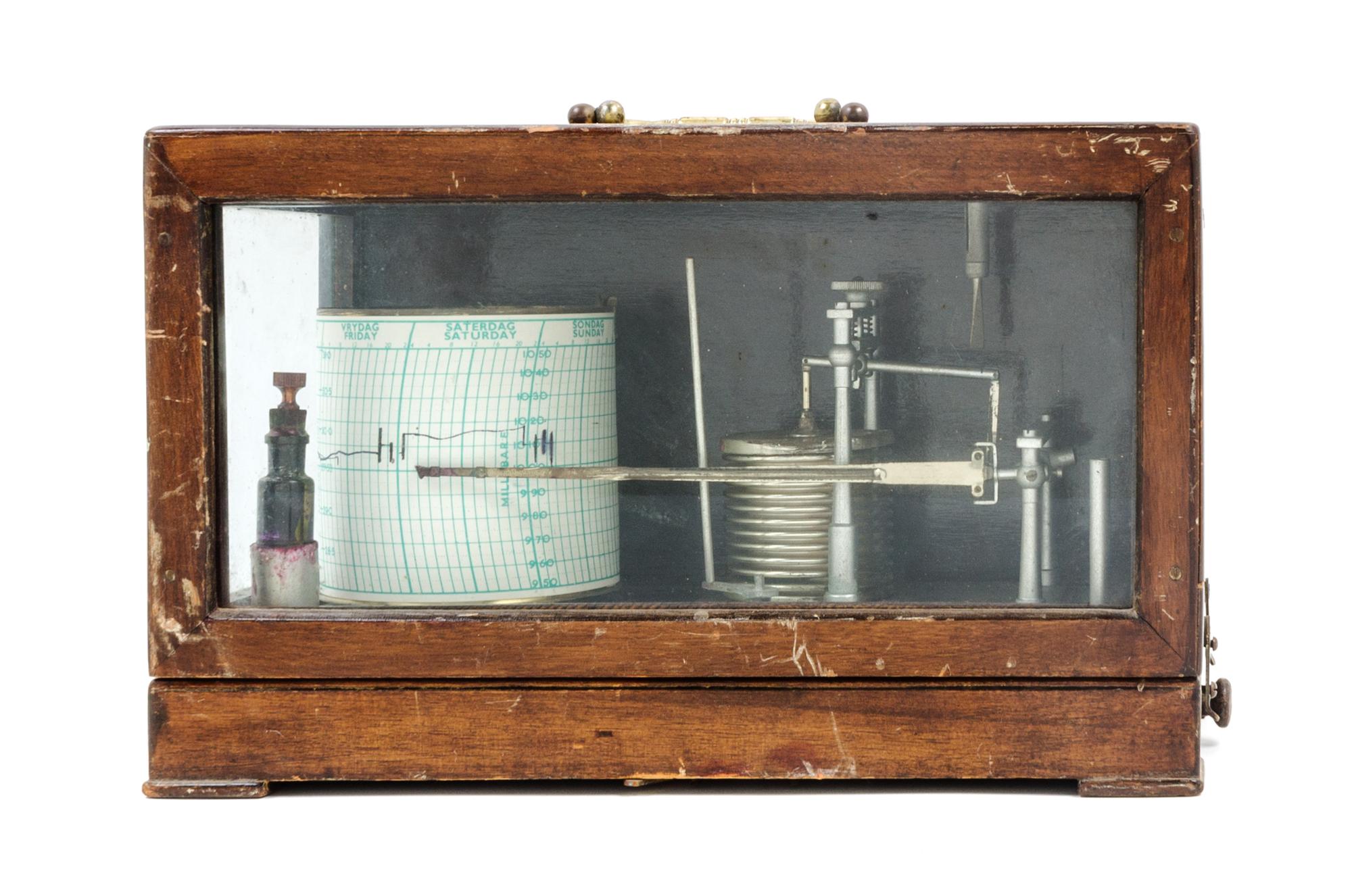 An English Mahogany Cased Barograph Height of case 8 1/4 x width 12 1/4 x depth 6 1/8 inches. — SHORT & MASON, LONDON, LATE 19TH/EARLY 20TH CENTURY