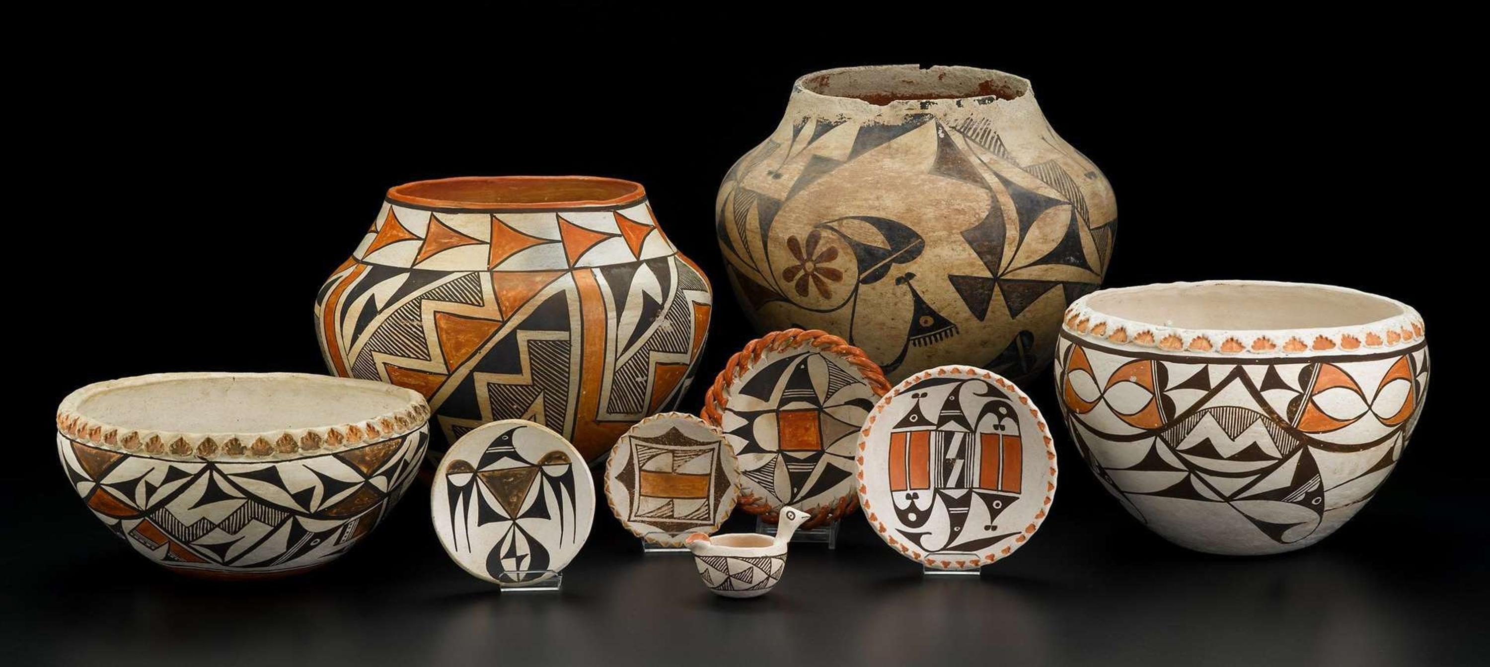 Acoma pottery olla mrs. mammie ortiz, acoma, new mexico, 1951