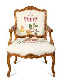 A Louis XV Style Carved Wood Fauteuil — 20TH CENTURY