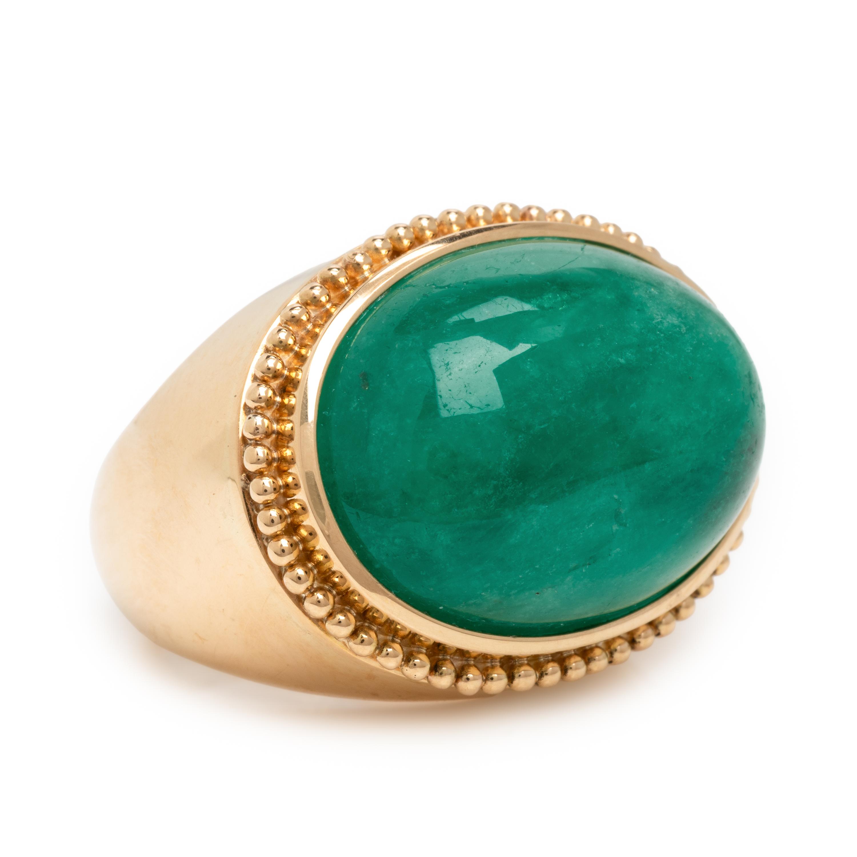 Colombian Emerald and Yellow Gold Ring