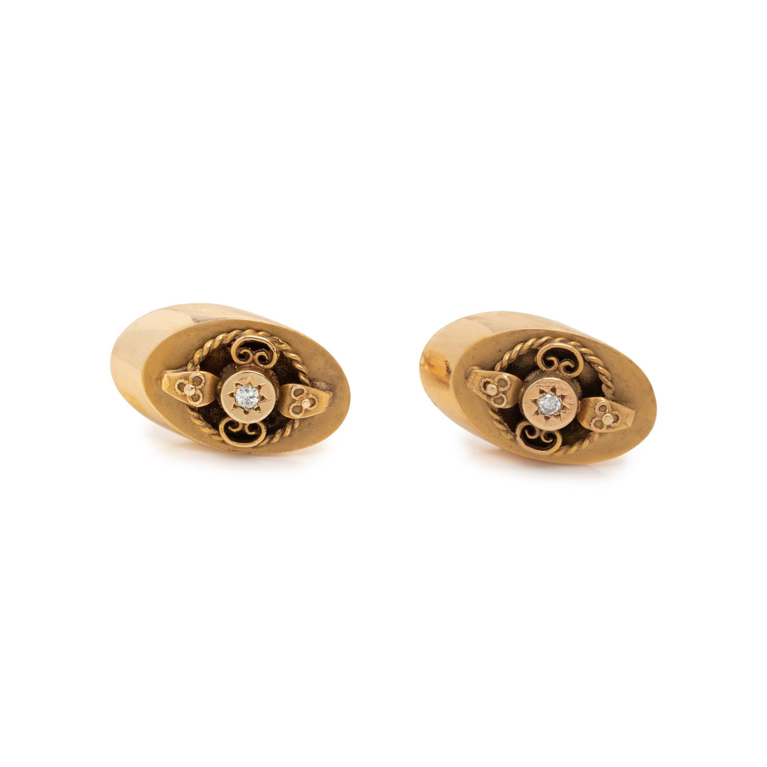 YELLOW GOLD AND DIAMOND CUFFLINKS