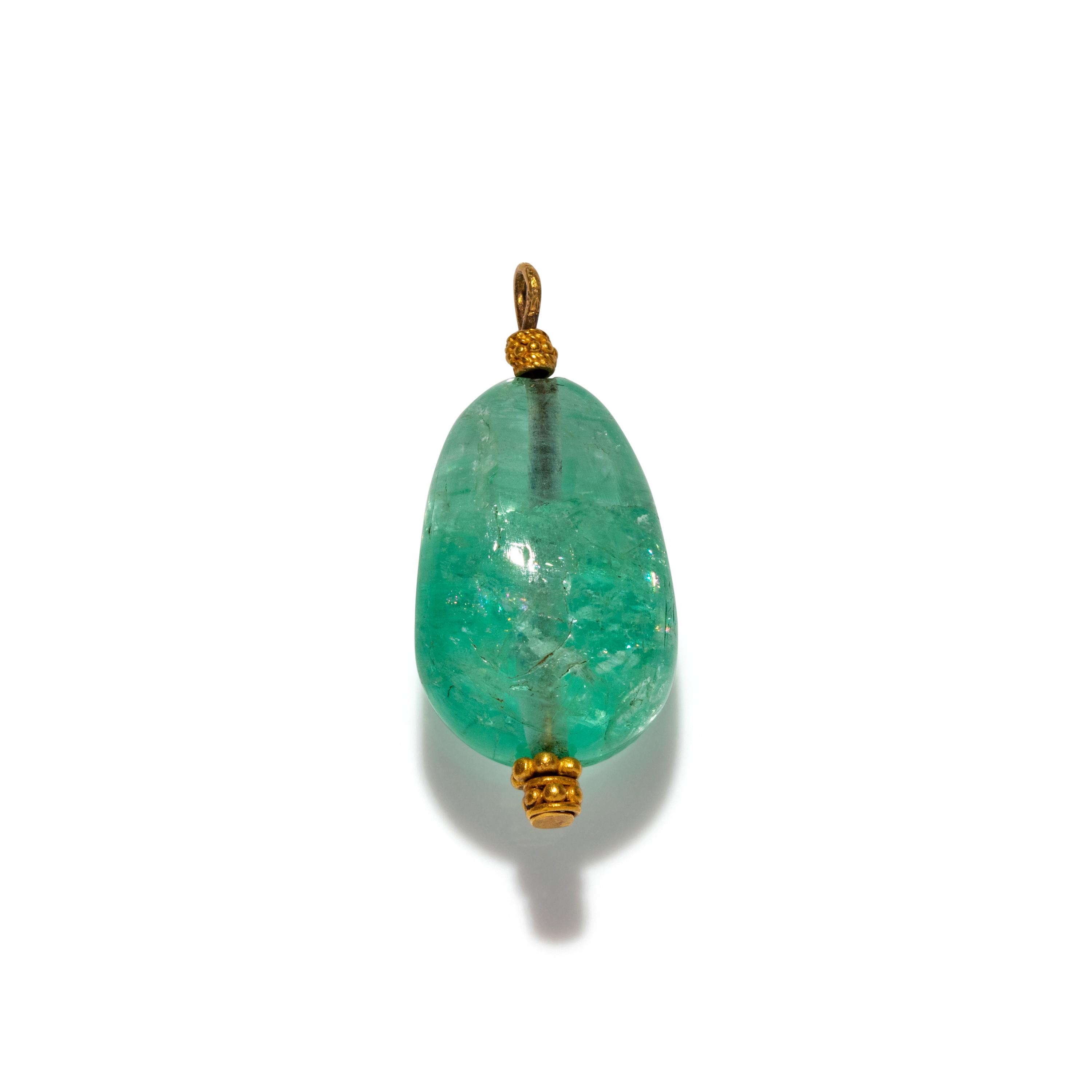 A Roman Aquamarine and Gold Pendant