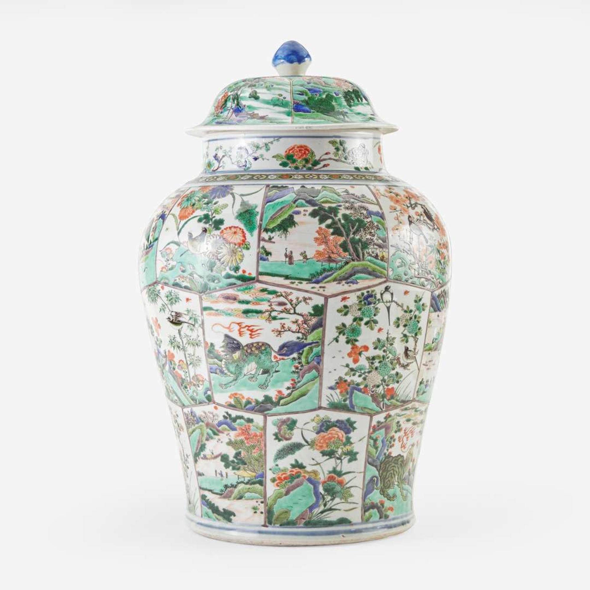 An impressive large Chinese famille verte-decorated jar and cover 五彩大盖罐 Kangxi period ? ??