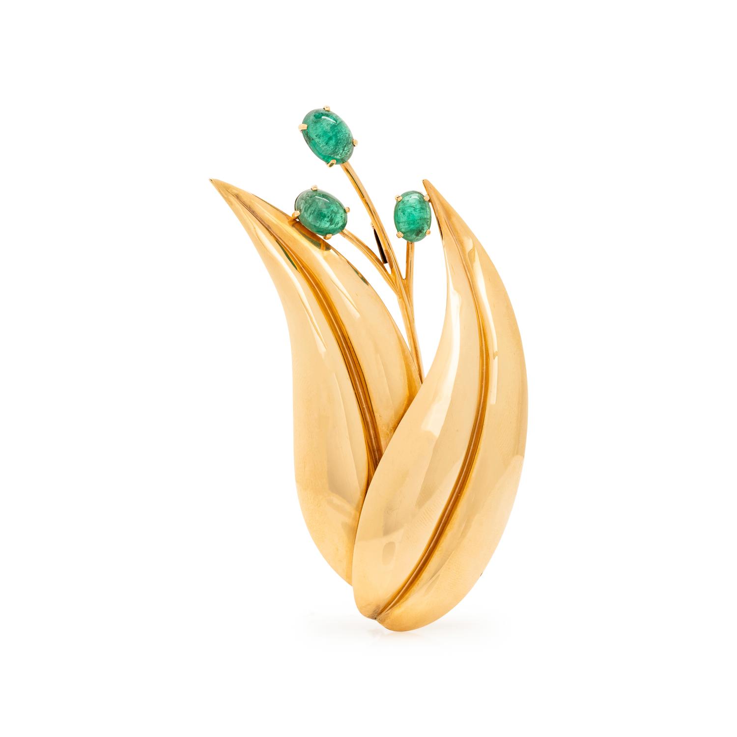 YELLOW GOLD AND EMERALD LEAF BROOCH