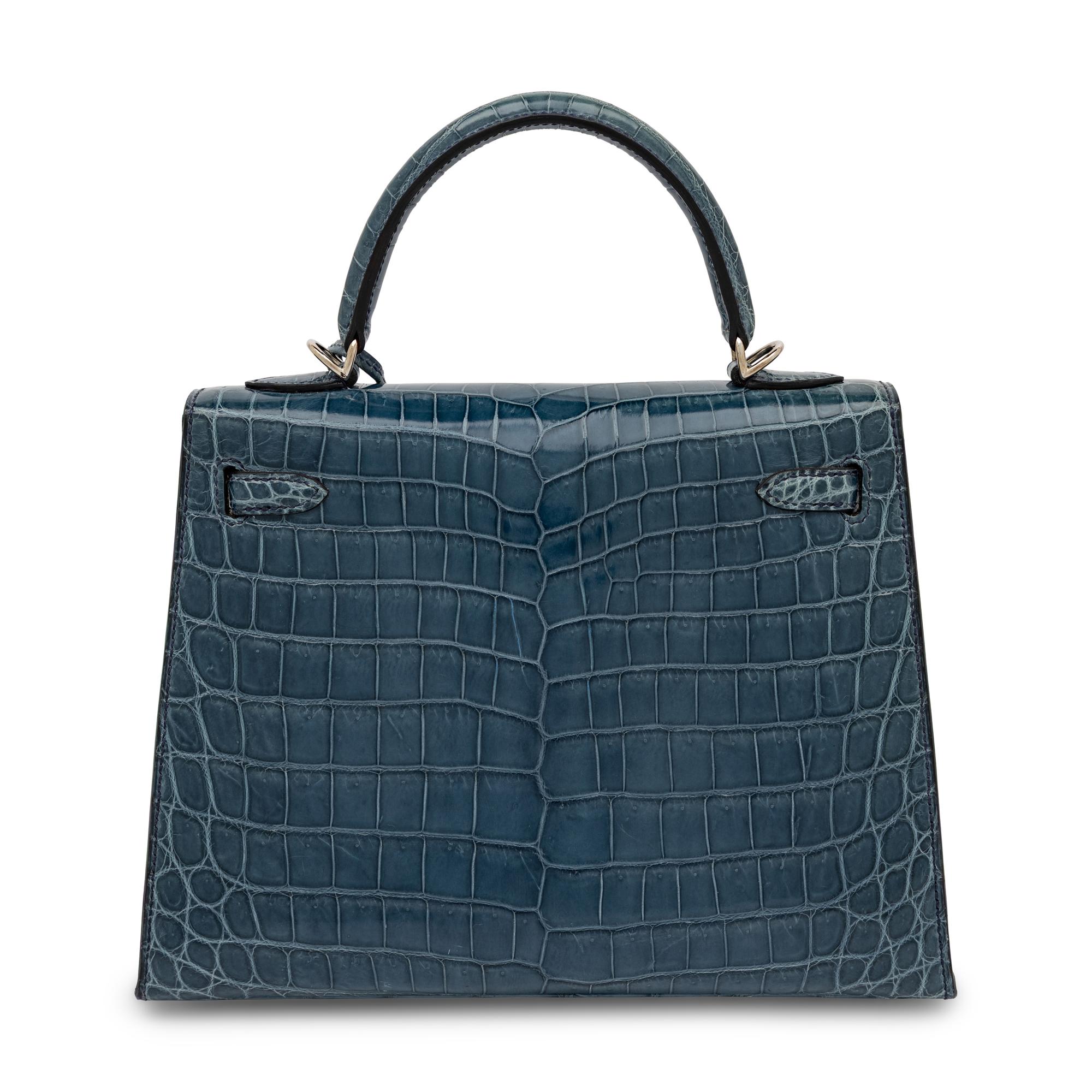 Hermès, Kelly 25 in Bleu Colvert Crocodile with Strap