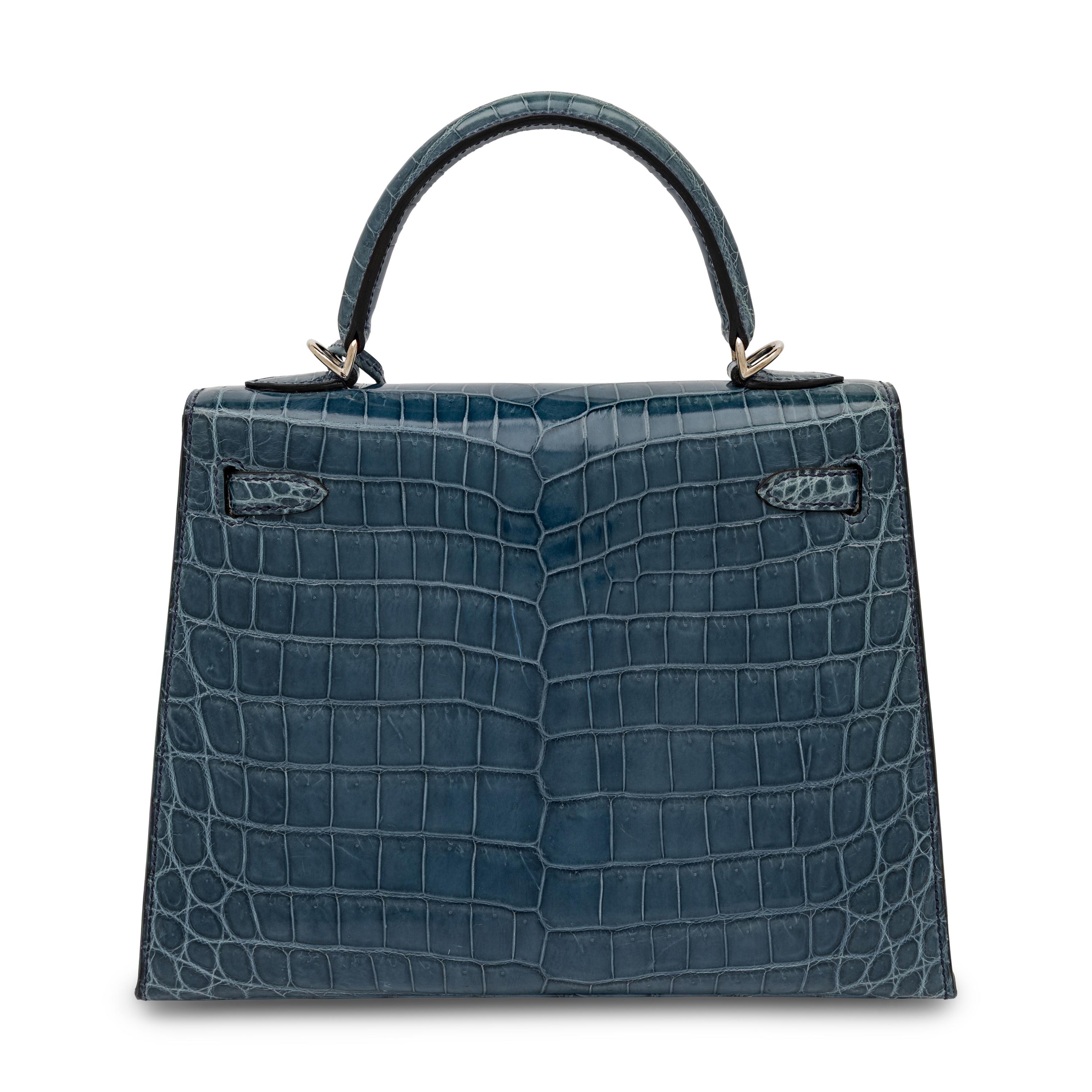 Hermès, Kelly 25 in Bleu Colvert Crocodile with Strap