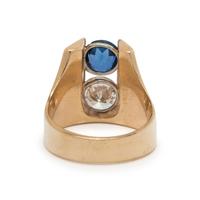 DIAMOND AND SAPPHIRE RING