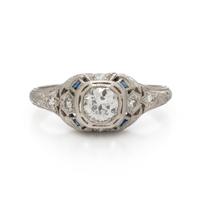 ART DECO, DIAMOND AND PLATINUM RING