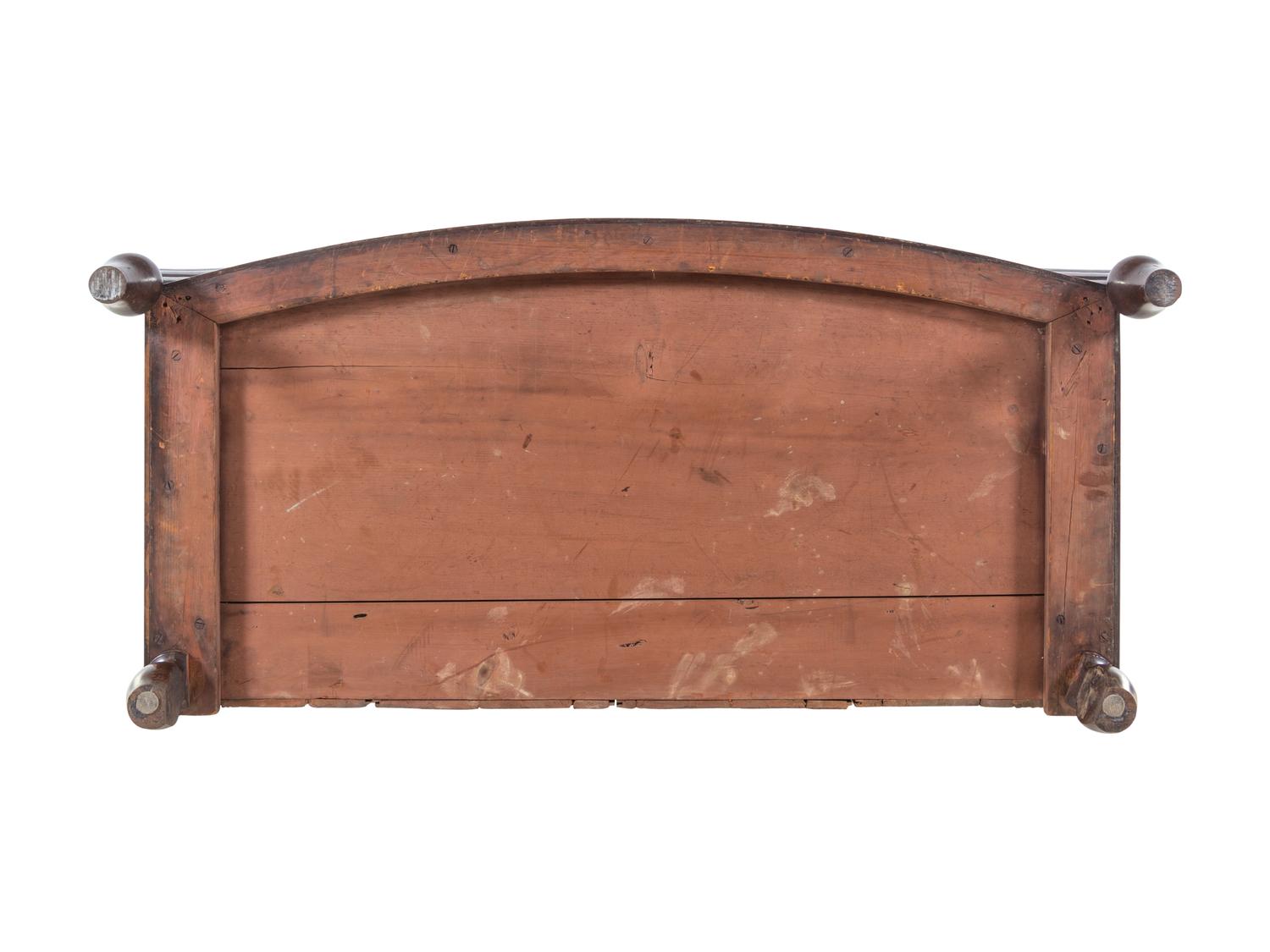 A Federal Mahogany Chest of Drawers