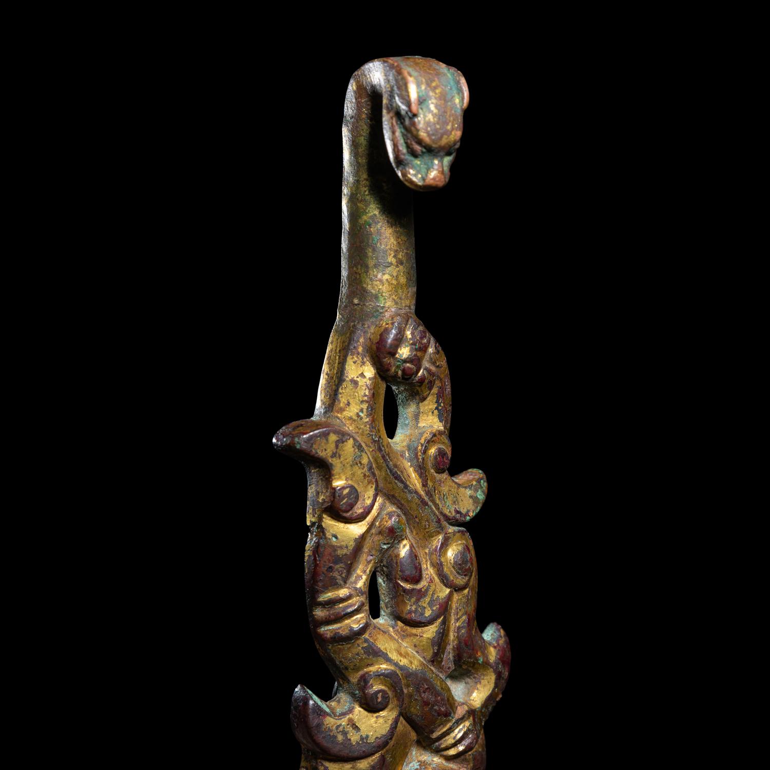 Two Chinese Gilt Bronze Belt Hooks, Warring States-Han Dynasty 戰國-漢 銅鎏金龍鳳帶鉤及鳥首帶鉤