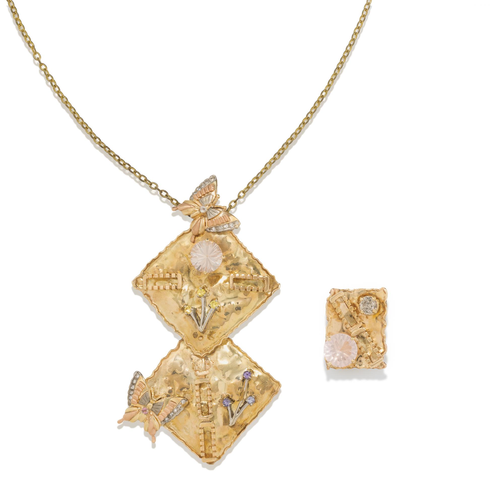 TRICOLOR GOLD PENDANT NECKLACE AND RING