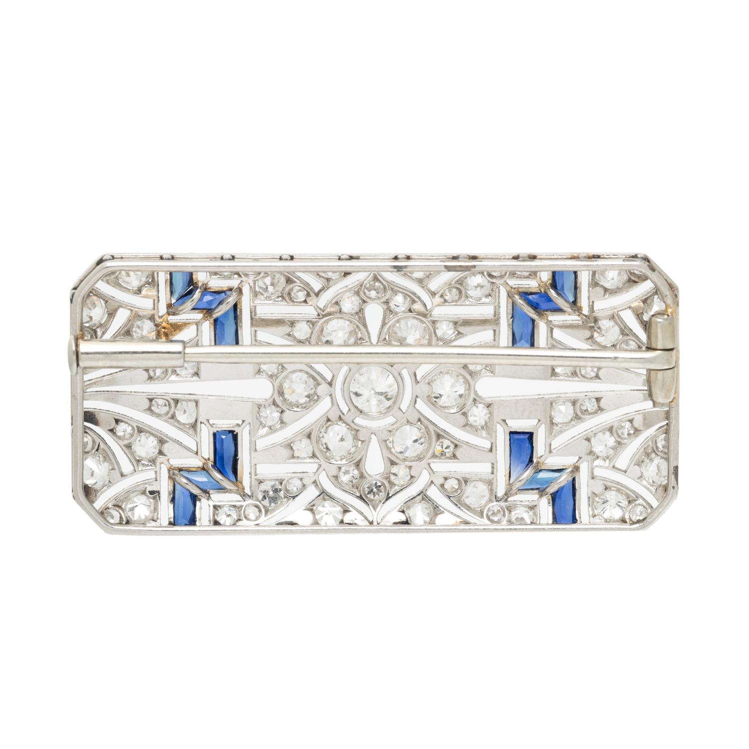 ART DECO, DIAMOND, SYNTHETIC SAPPHIRE, AND PLATINUM BROOCH