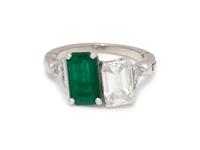 EMERALD AND DIAMOND RING