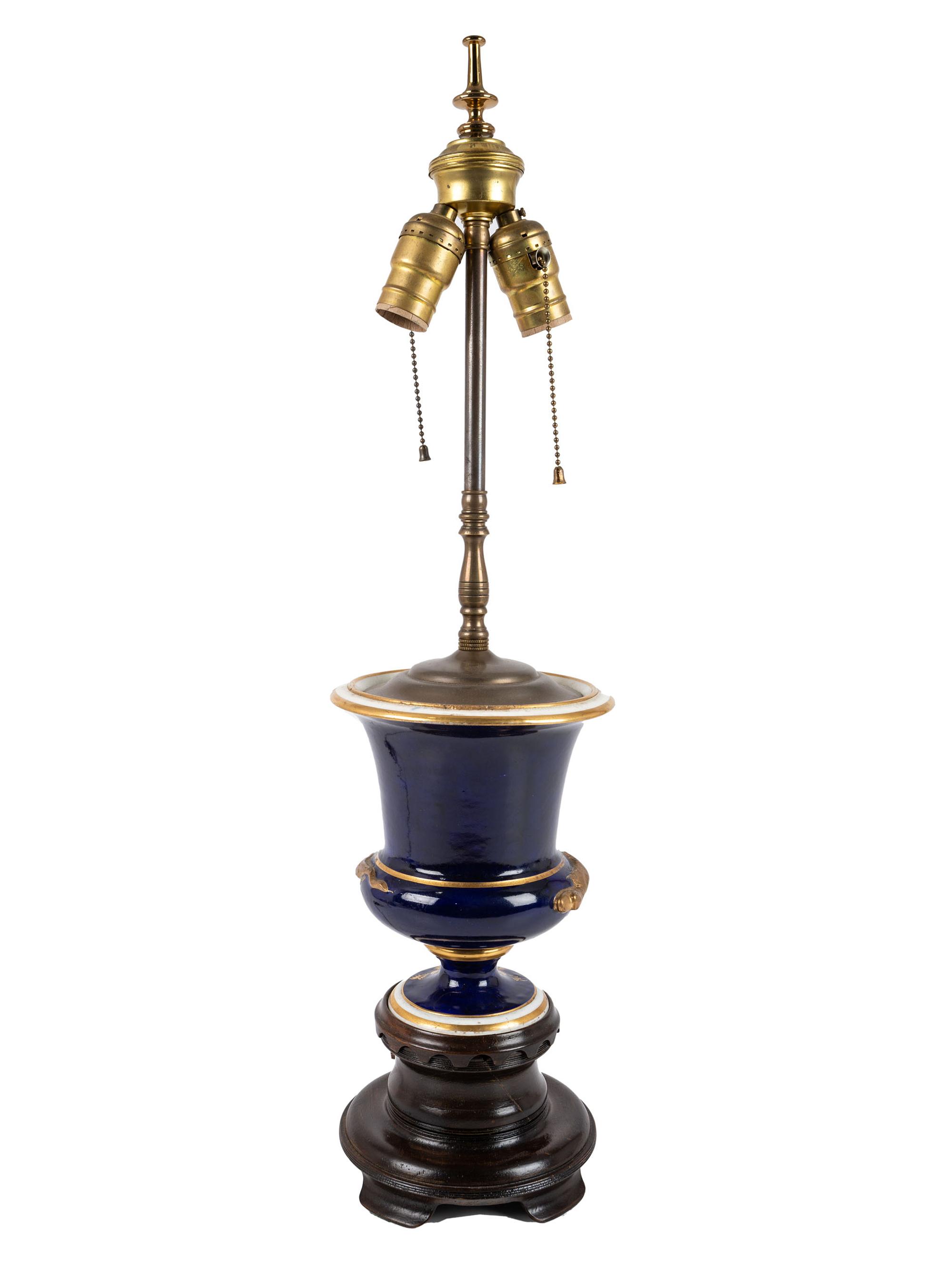 A Porcelain Campagna Lamp