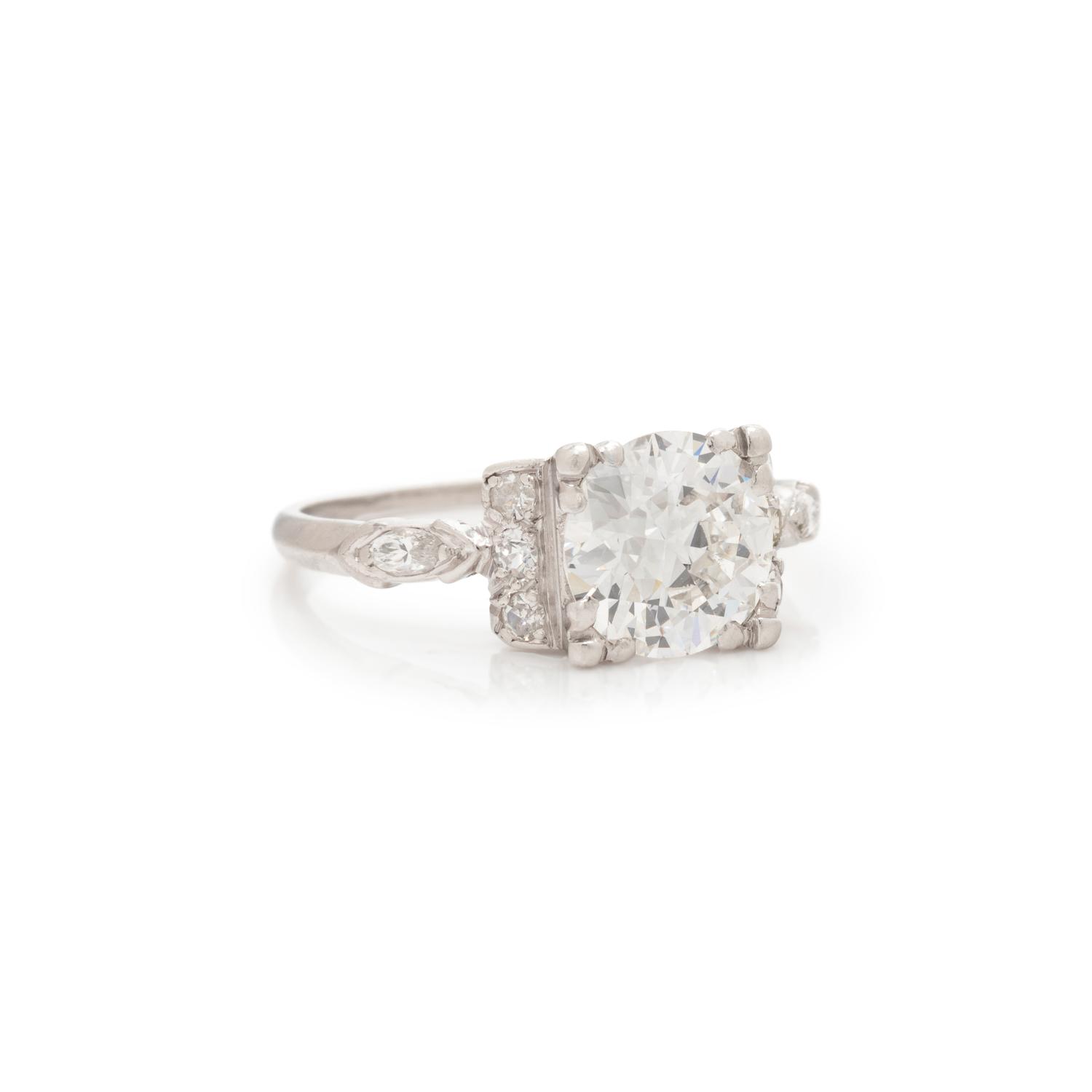 ANTIQUE, PLATINUM AND DIAMOND RING