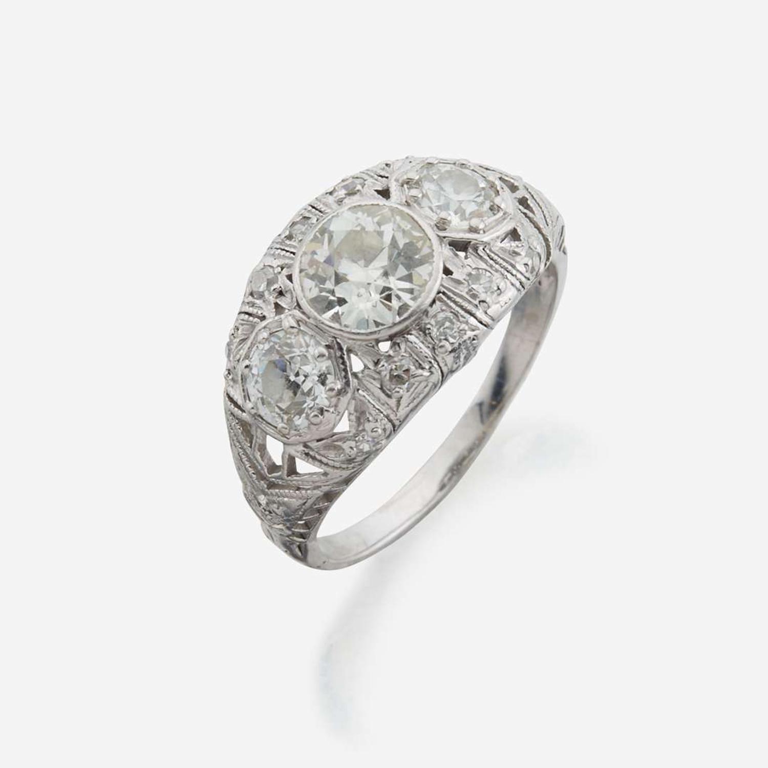 An Art Deco diamond and platinum ring