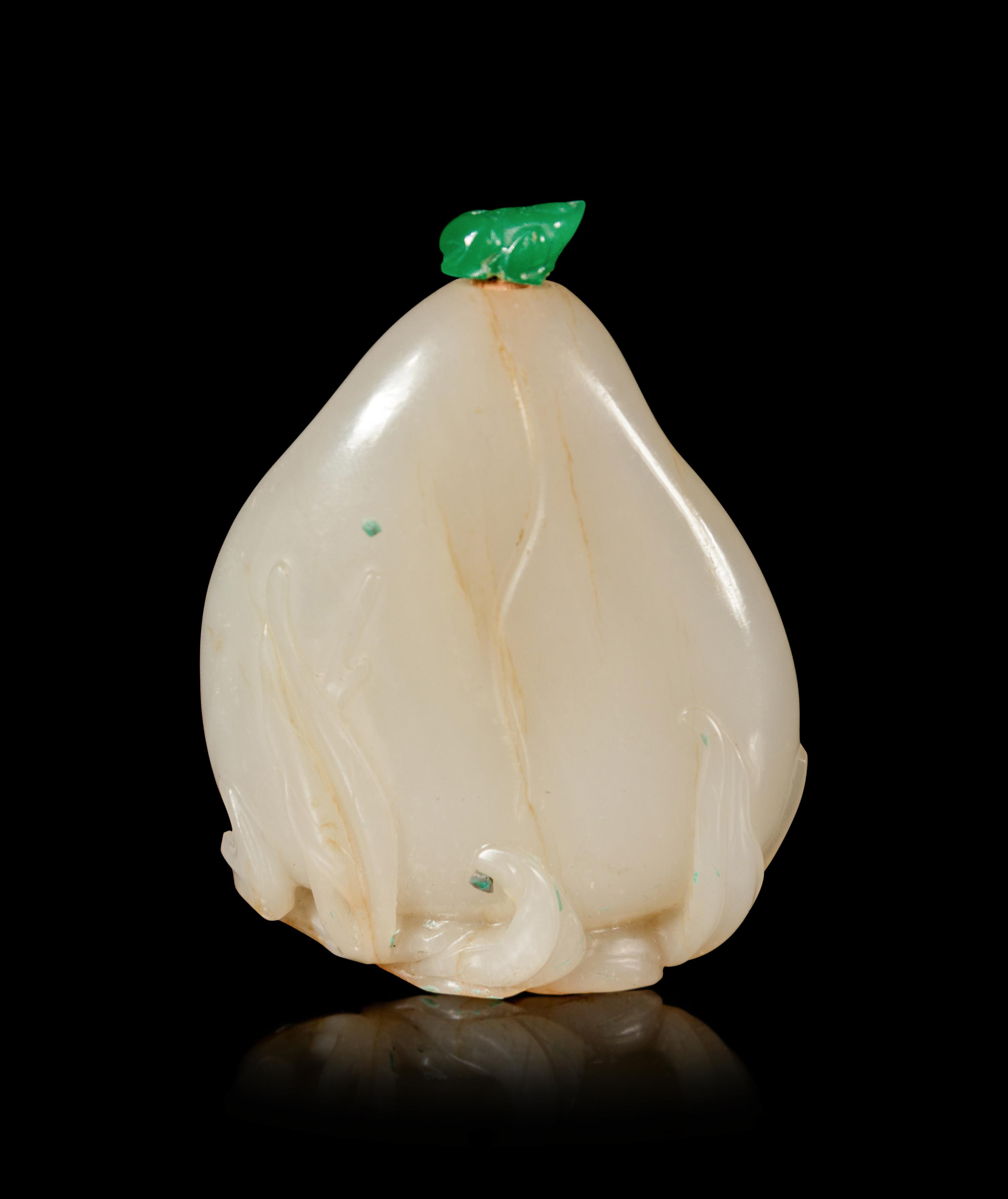 A Russet and White Jade 'Peach and Bat' Snuff Bottle