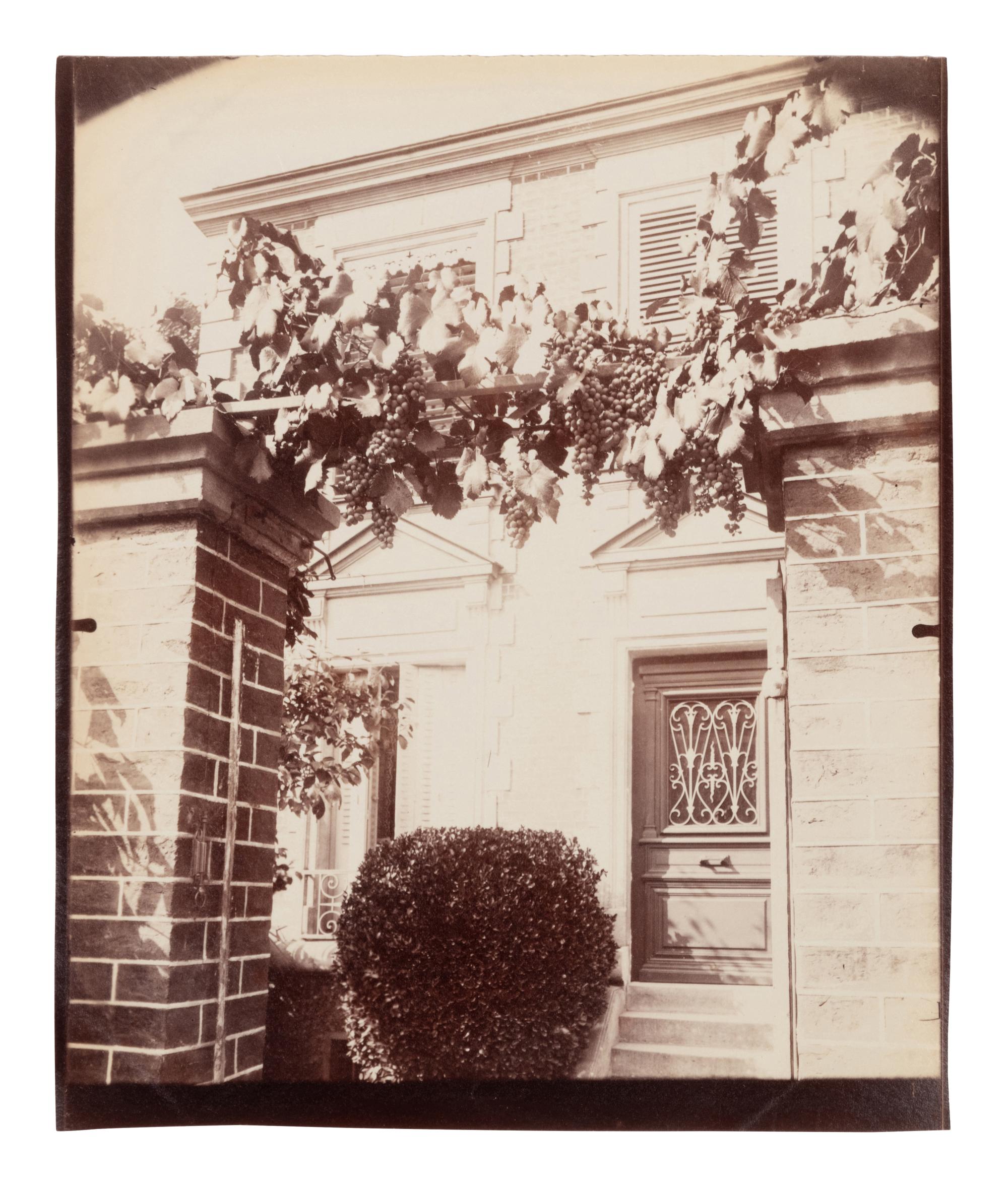 A group of three photographs ( Vigne, 1910 or earlier; Porte, avenue de Paris (Versailles) , 1922; Fontainebleau, cour ovale , 1903)