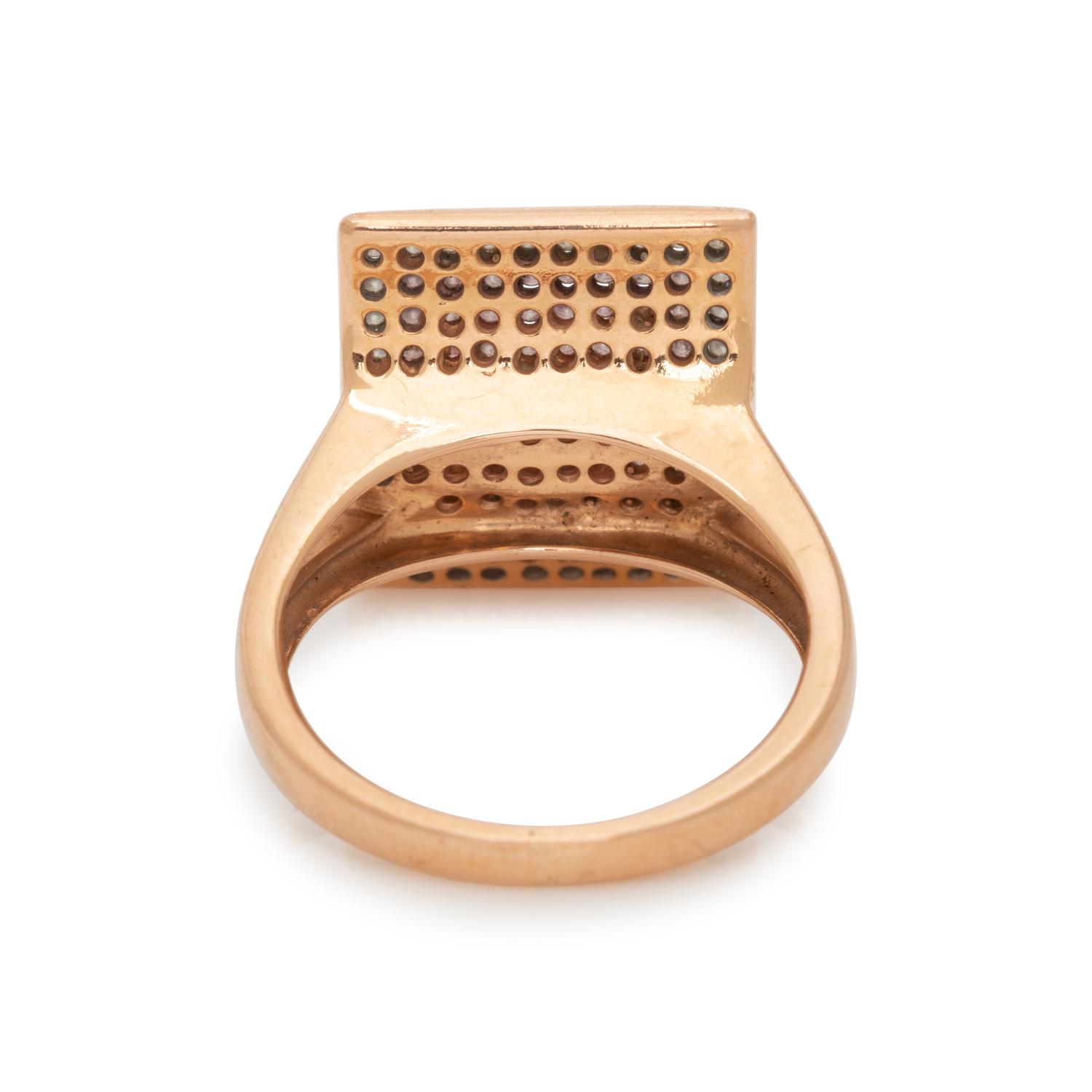 COLORED DIAMOND AND DIAMOND RING