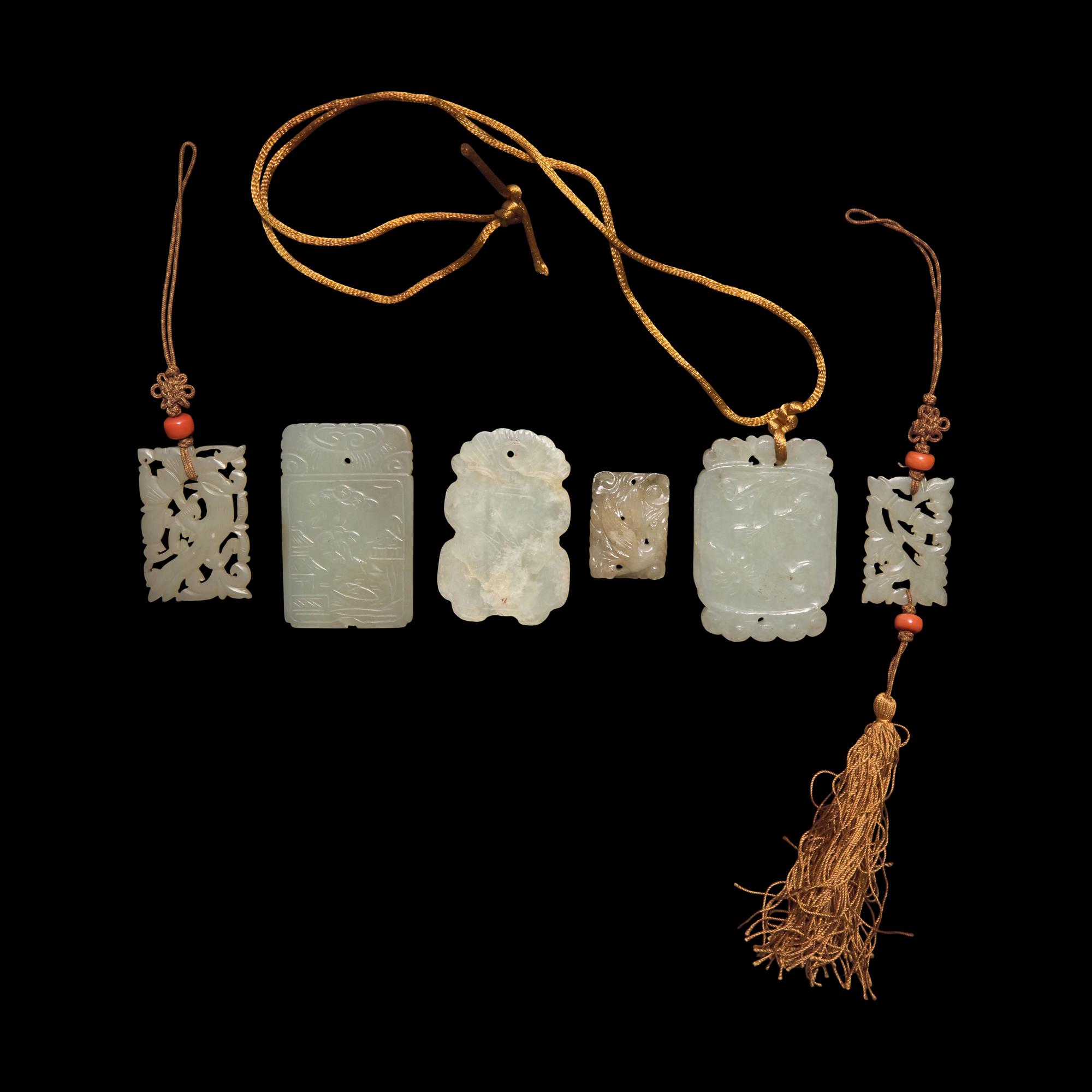Six Chinese Jade Rectangular Pendants, 19th-20th Century — 晚清-民國 玉佩一組六件