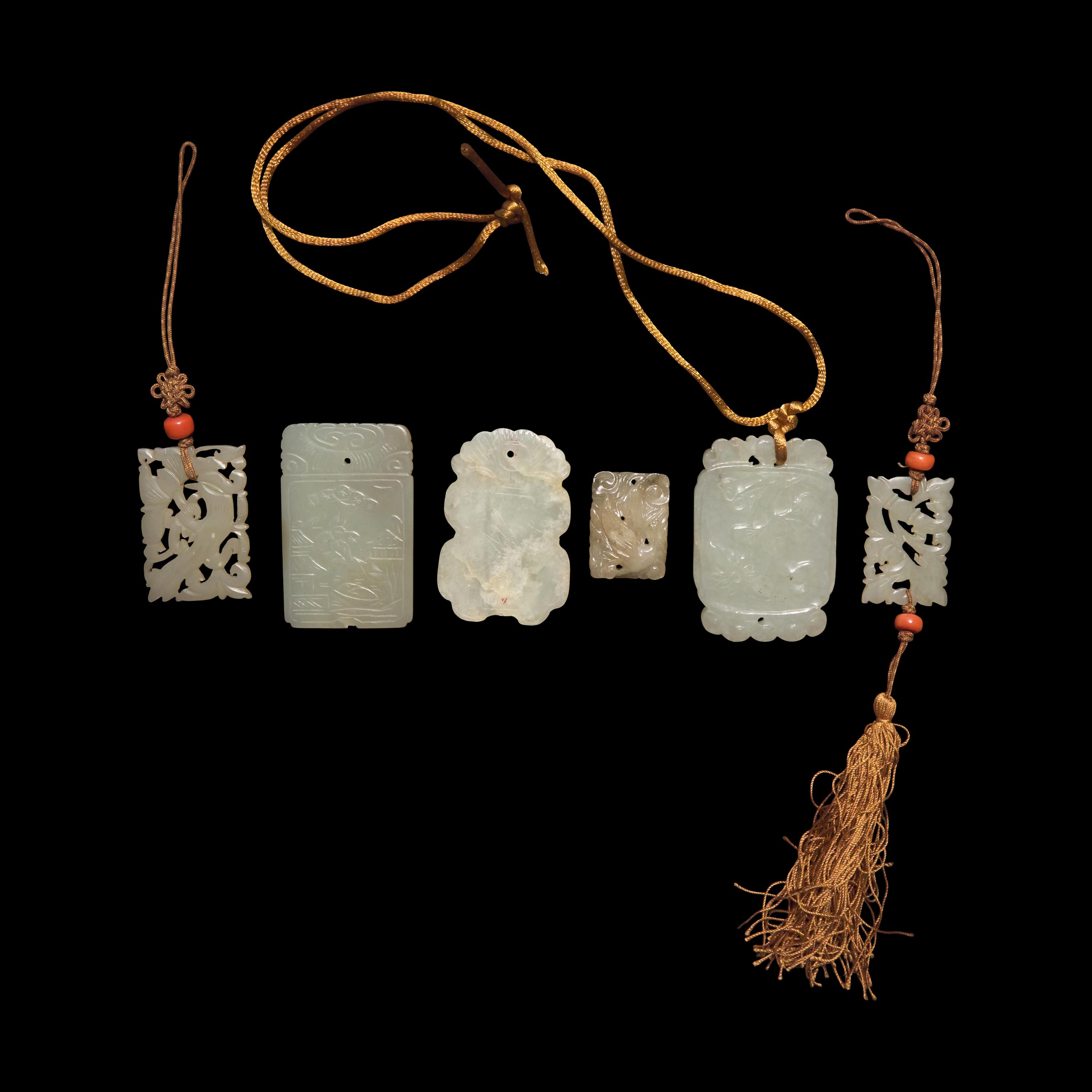 Six Chinese Jade Rectangular Pendants, 19th-20th Century — 晚清-民國 玉佩一組六件