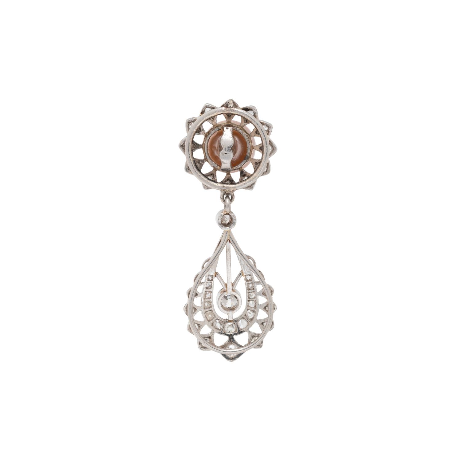 NATURAL PEARL AND DIAMOND ELEMENT