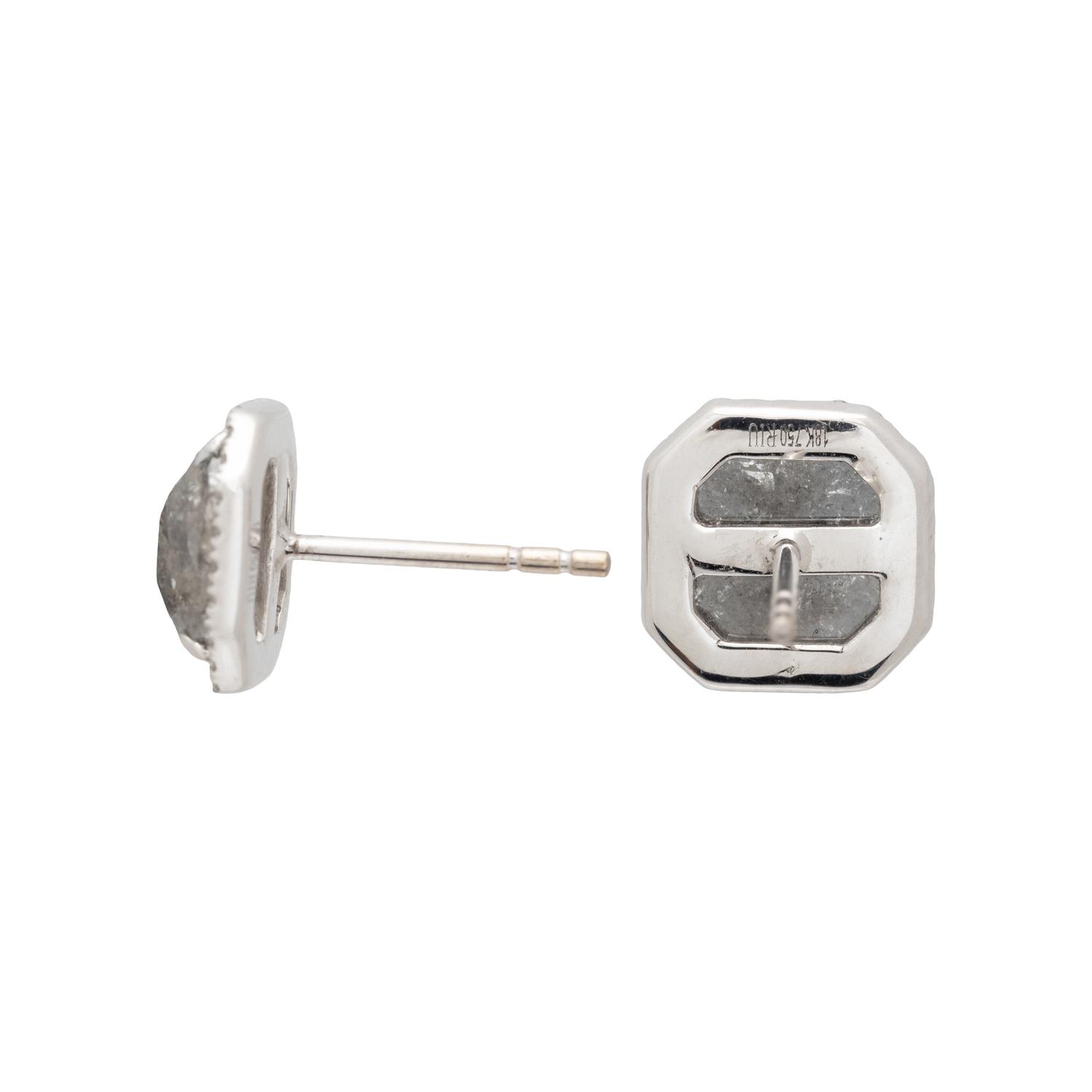GRAY DIAMOND AND DIAMOND STUD EARRINGS