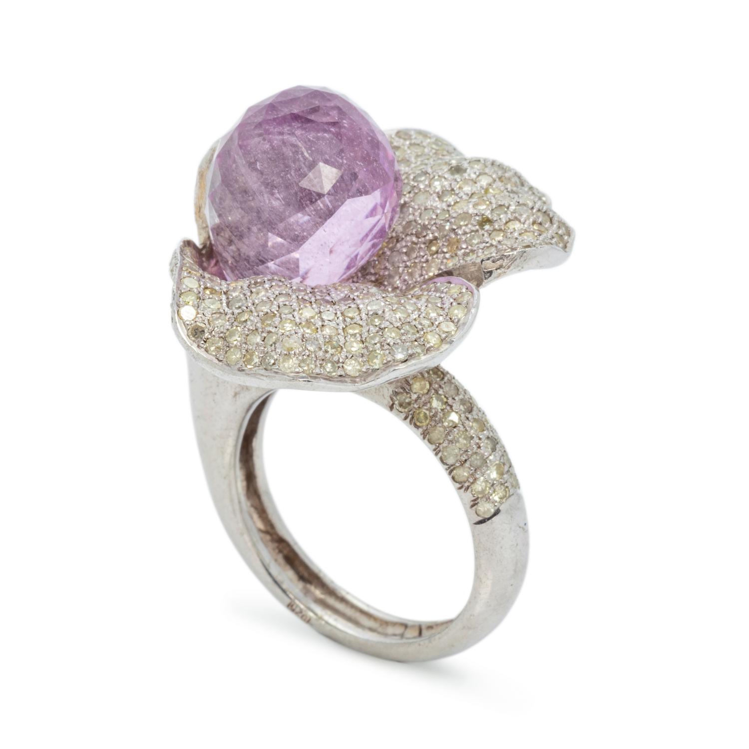 MORGANITE AND DIAMOND FLOWER RING