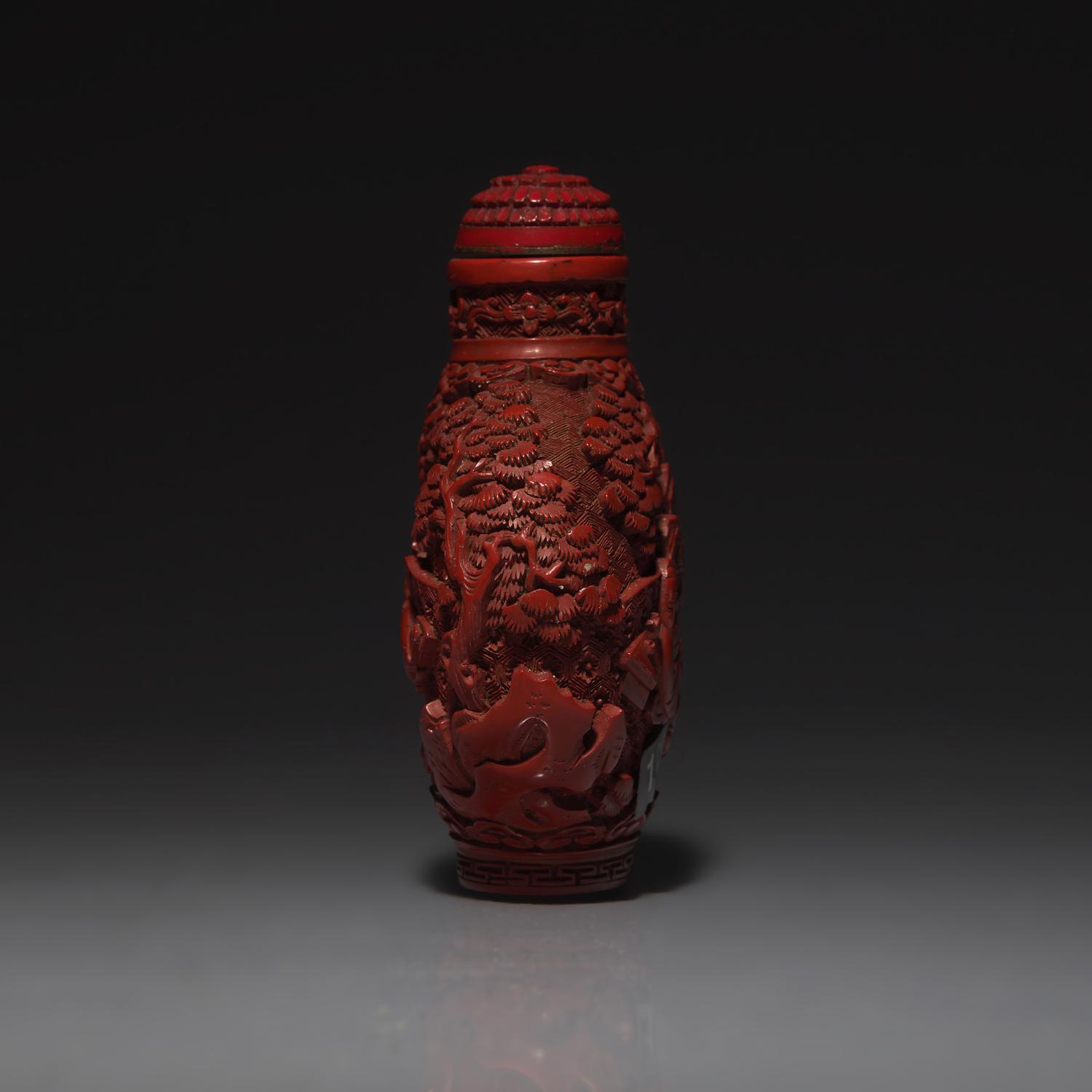 A Chinese Carved Cinnabar Lacquer Snuff Bottle, Late 18th-19th Century 清中期 剔紅松下高士圖鼻烟壺