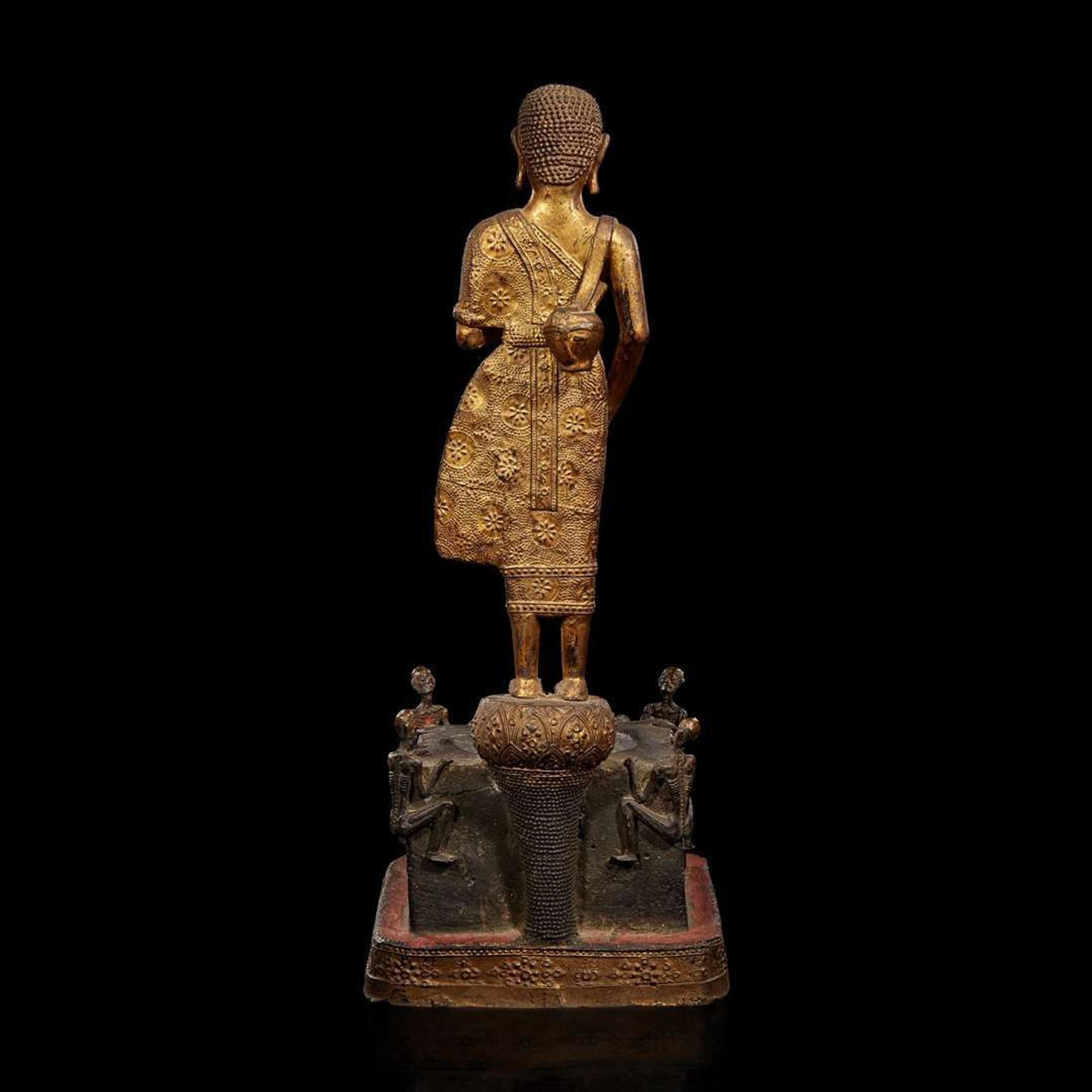 A Thai gilt-lacquered bronze figural group: Phra Malai visiting the damned in Hell 泰國佛造像 Rattanakosin period (1782-1932) ???????