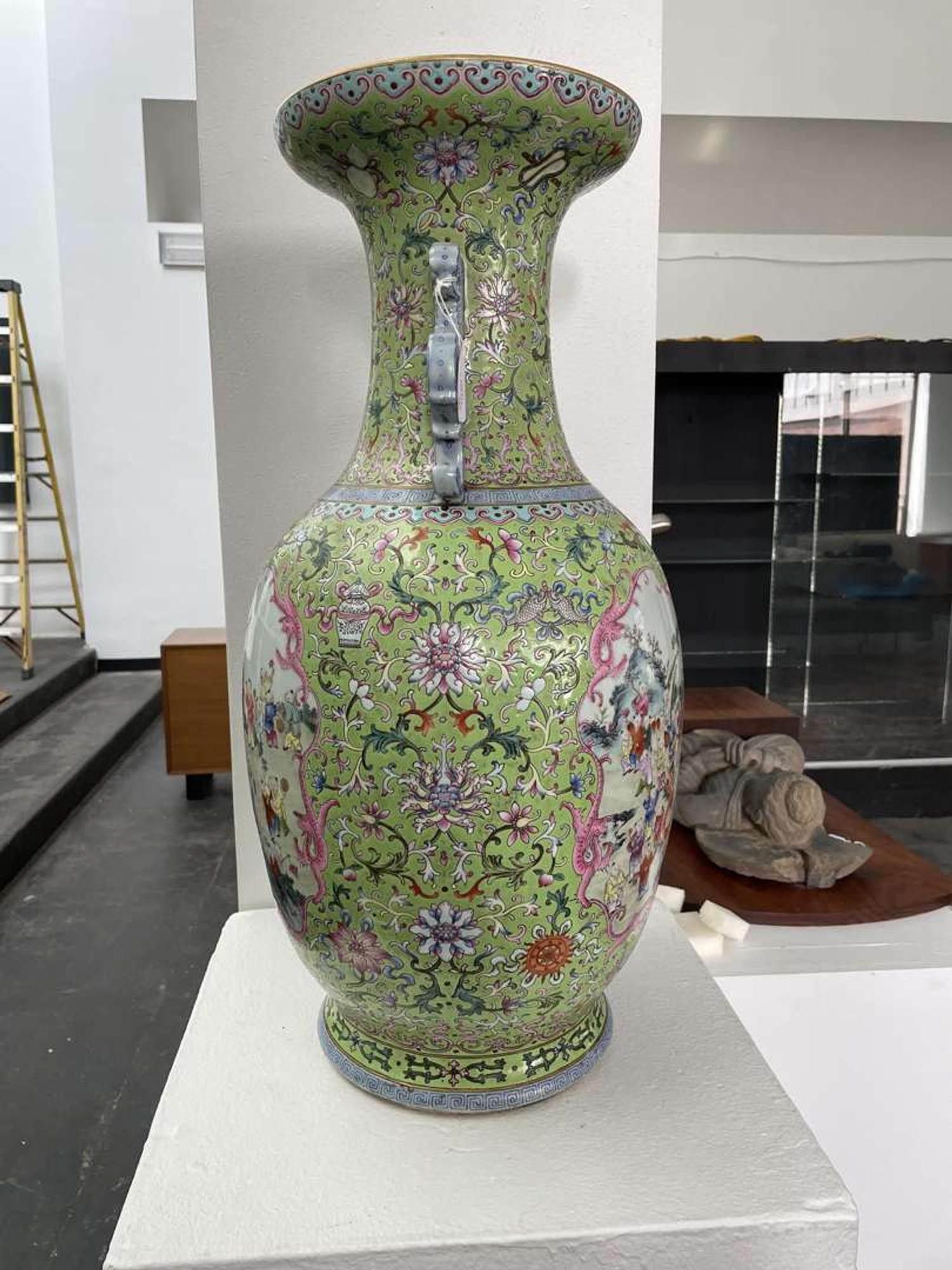 A large Chinese famille rose-decorated "Boys" Vase 粉彩嬰戲圖開光雙耳大瓶 Jiaqing mark ???