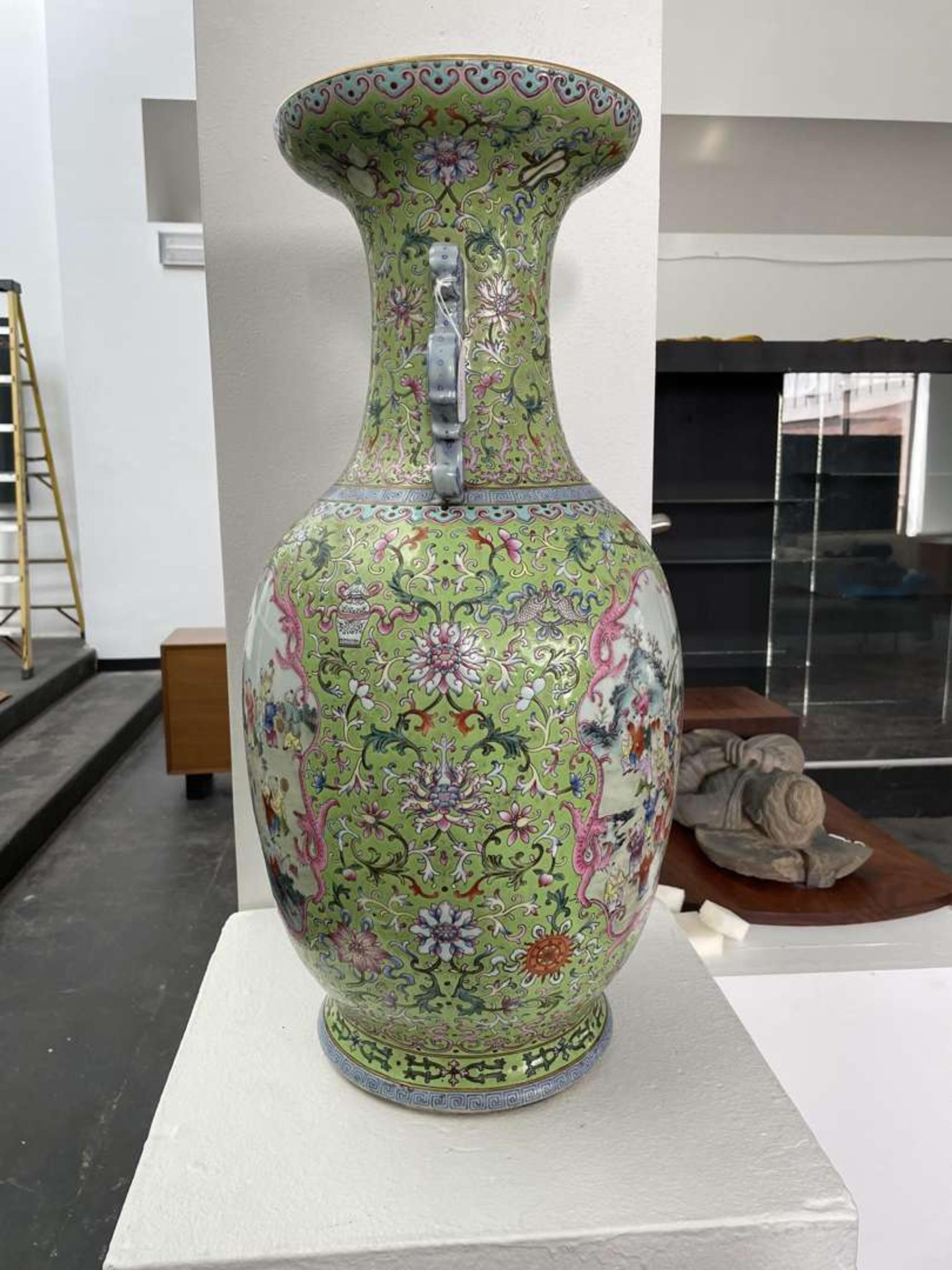 A large Chinese famille rose-decorated "Boys" Vase 粉彩嬰戲圖開光雙耳大瓶 Jiaqing mark ???