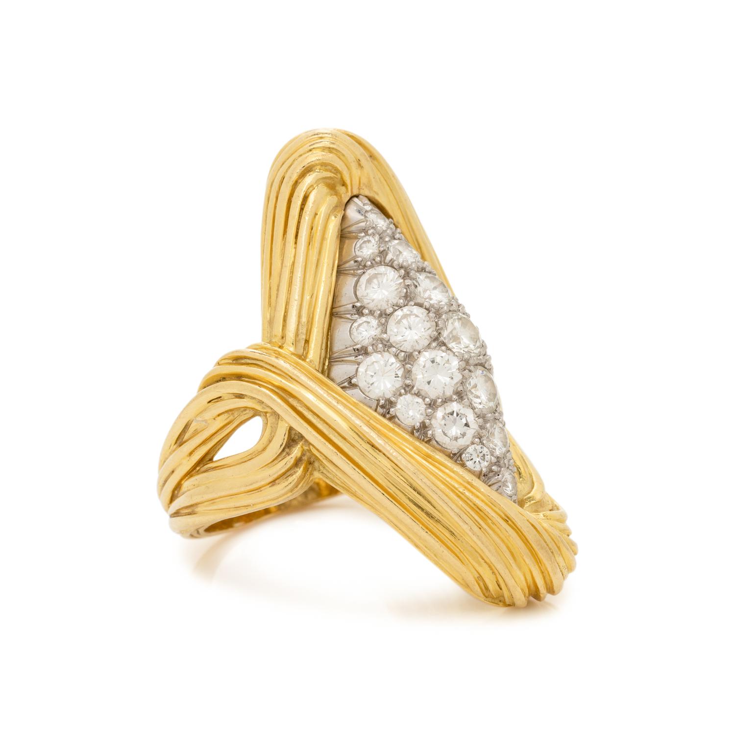 BICOLOR GOLD AND DIAMOND RING