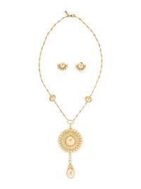 YELLOW GOLD, CULTURED PEARL, YELLOW DIAMOND, AND DIAMOND JEWELRY SUITE