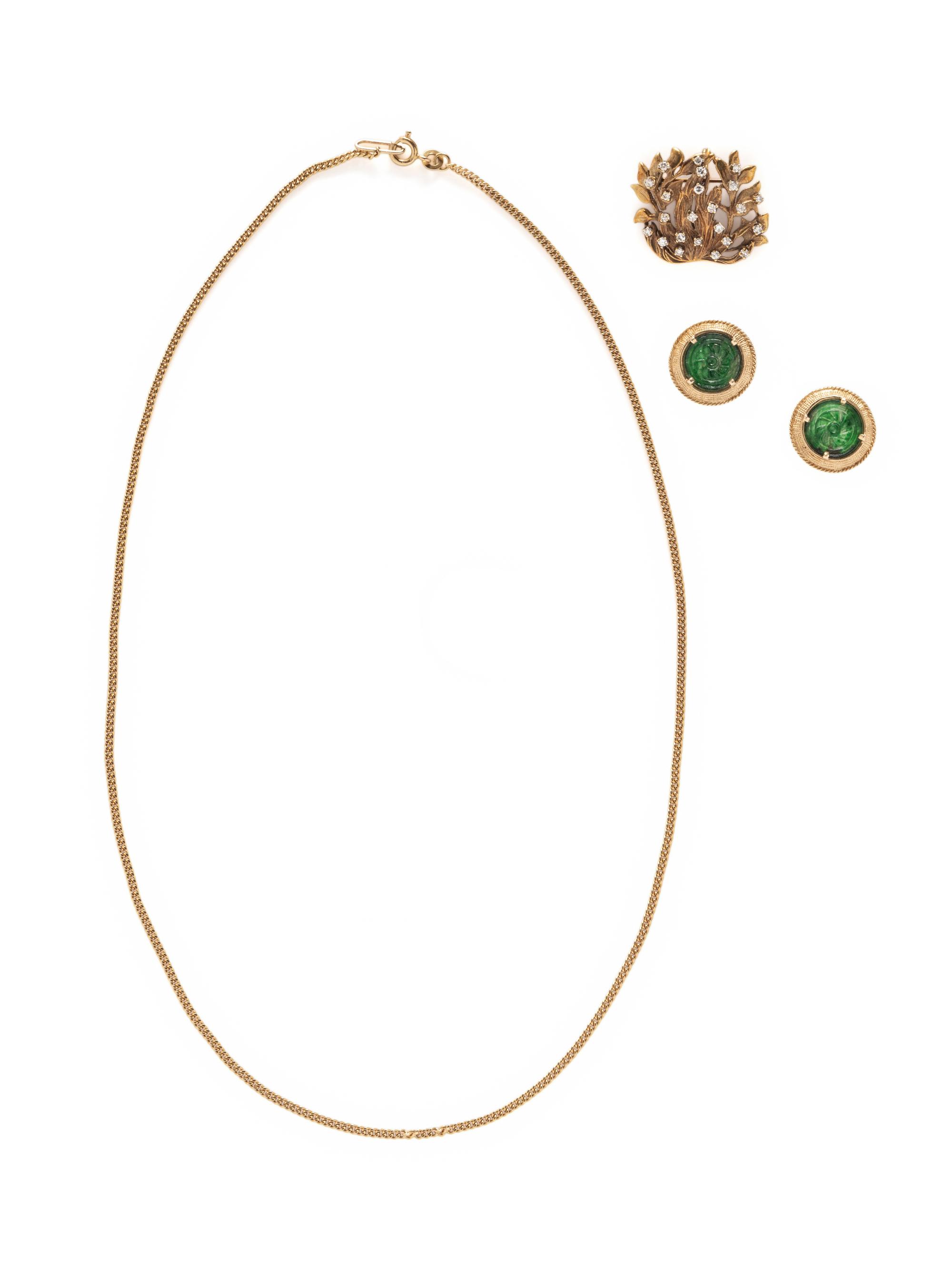 COLLECTION OF YELLOW GOLD JEWELRY