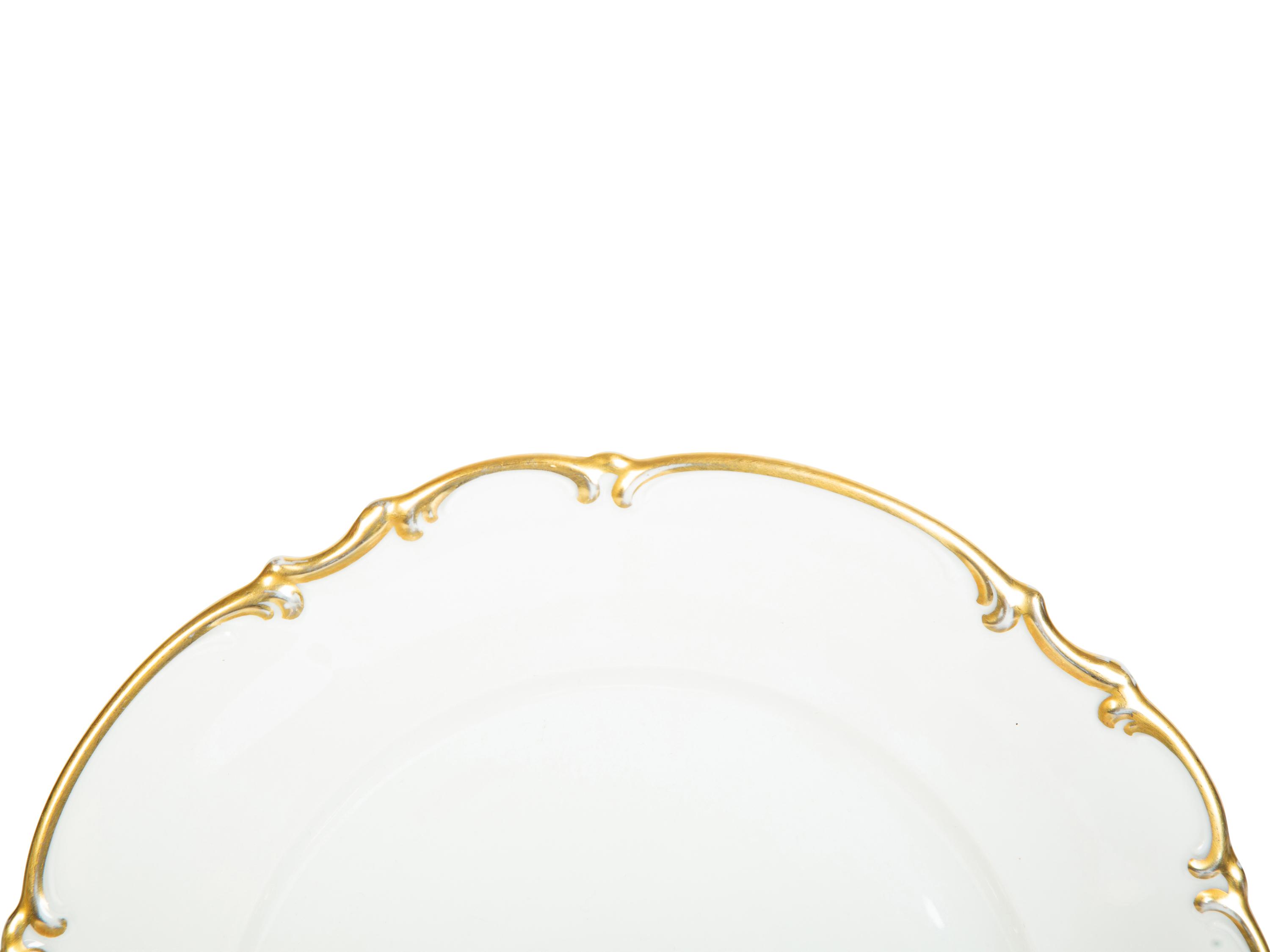 A Hutschenreuther Porcelain Brighton Dinner Service — 20th Century