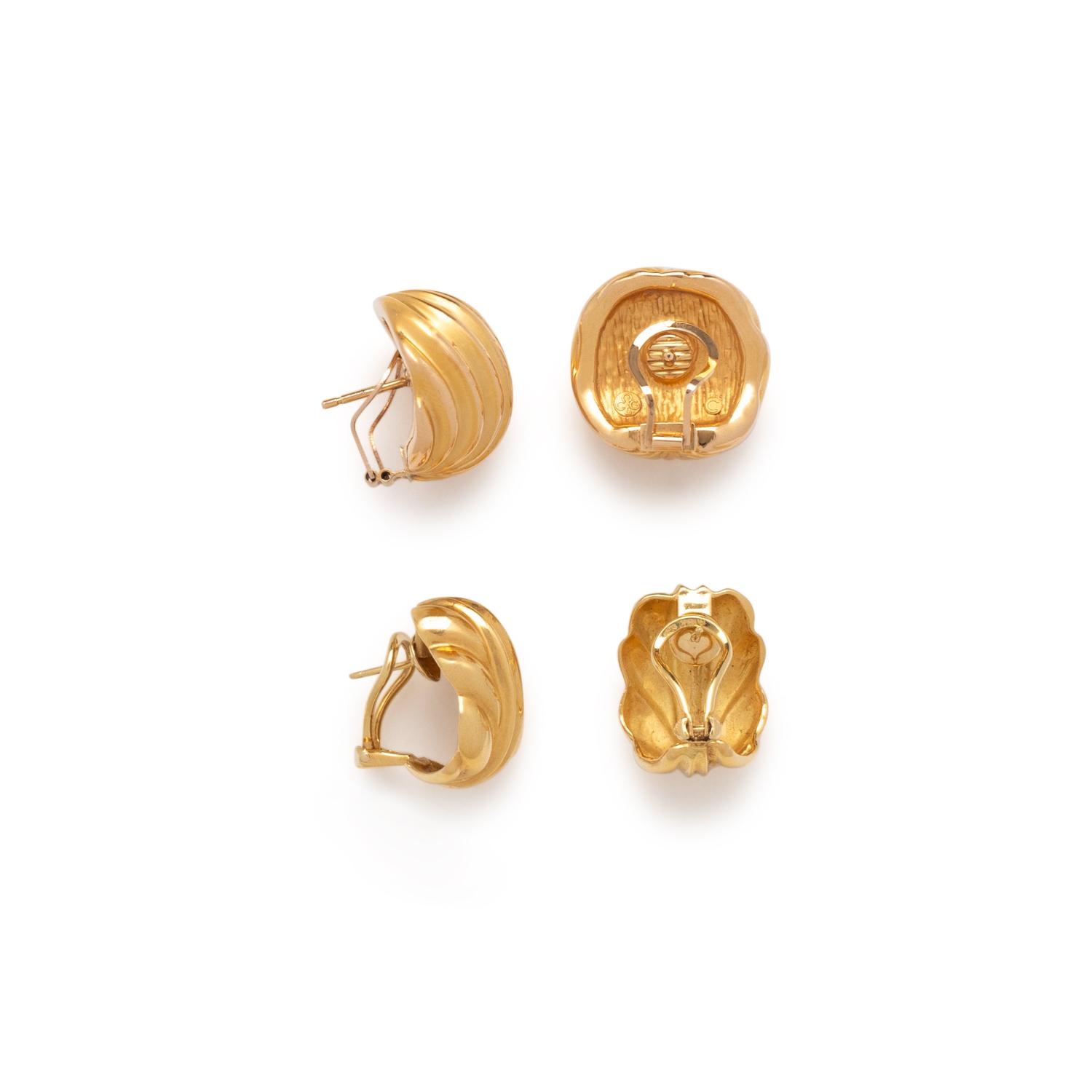 COLLECTION OF YELLOW GOLD EARCLIPS