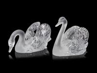 A Pair of Lalique Miroir Cygnes Centerpieces