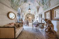 A Louis XVI Style Painted Daybed with Scalamandré Love Bird Pattern Silk Damask Upholstery