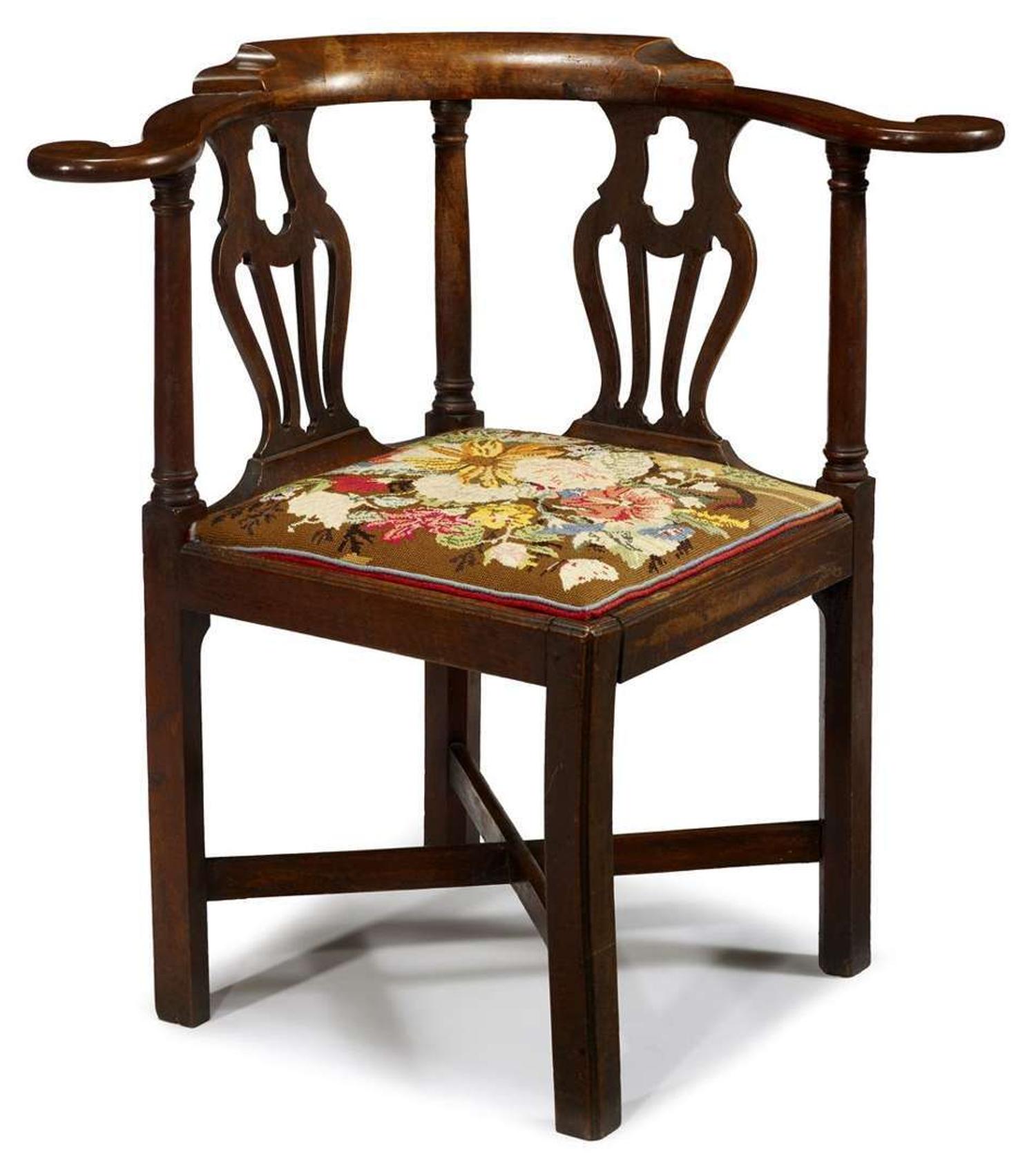 Chippendale mahogany corner or roundabout chair late 18th century