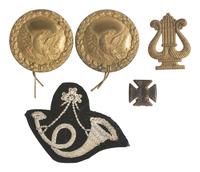 [MILITARIA] Collection of military insignia and cap devices from the Estate of Carroll J. Delery III