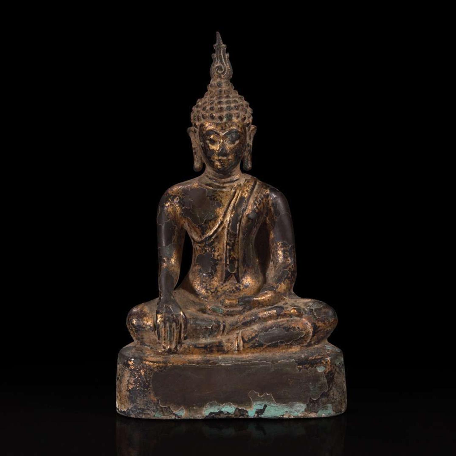 A Thai gilt lacquered bronze seated Buddha 泰国鎏金铜佛造像坐像