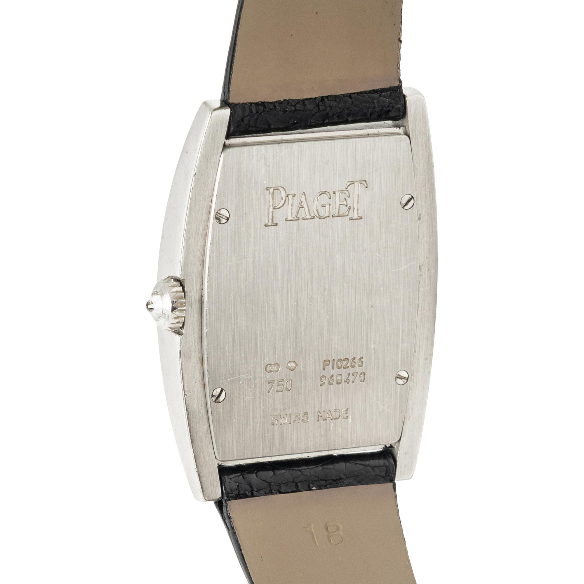 PIAGET, REF. P10266 'LIMELIGHT GALA TONNEAU' 18K WHITE GOLD WATCH WITH DIAMOND BEZEL AND MOTHER-OF-PEARL DIAL