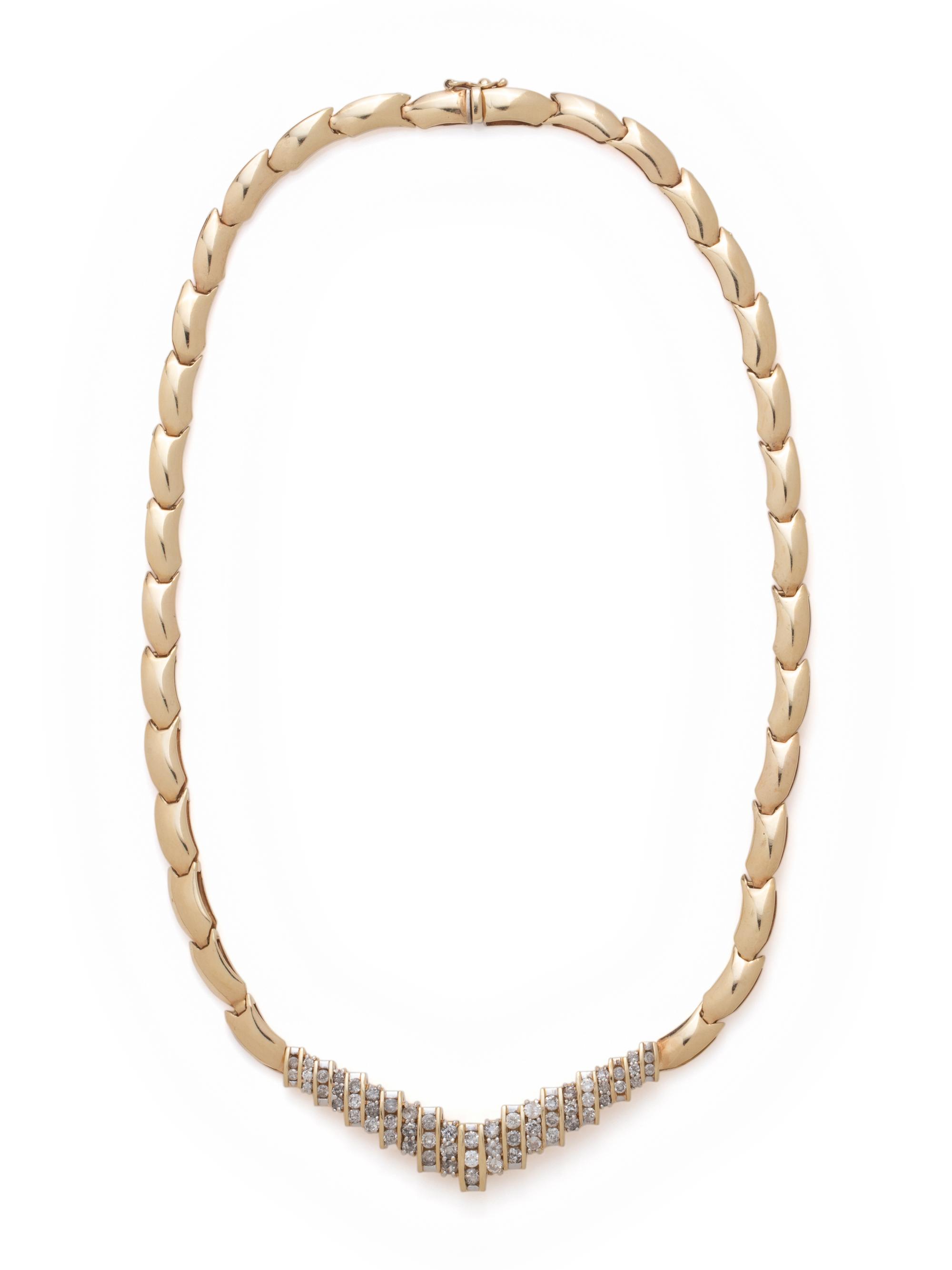 YELLOW GOLD AND DIAMOND NECKLACE